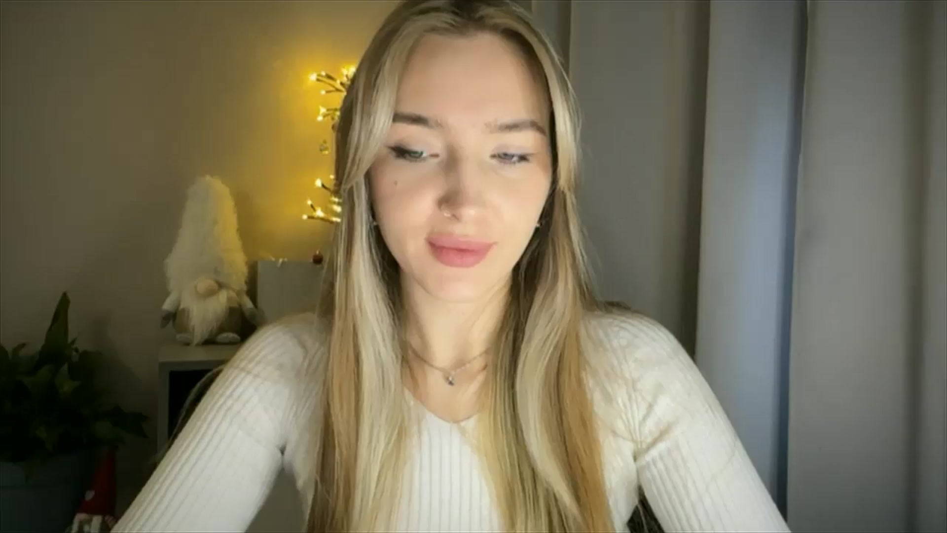 Gallery image thumbnail from My_Diana's myfreecams stream on, 03/06/2025, 14:35 image 1 of 20