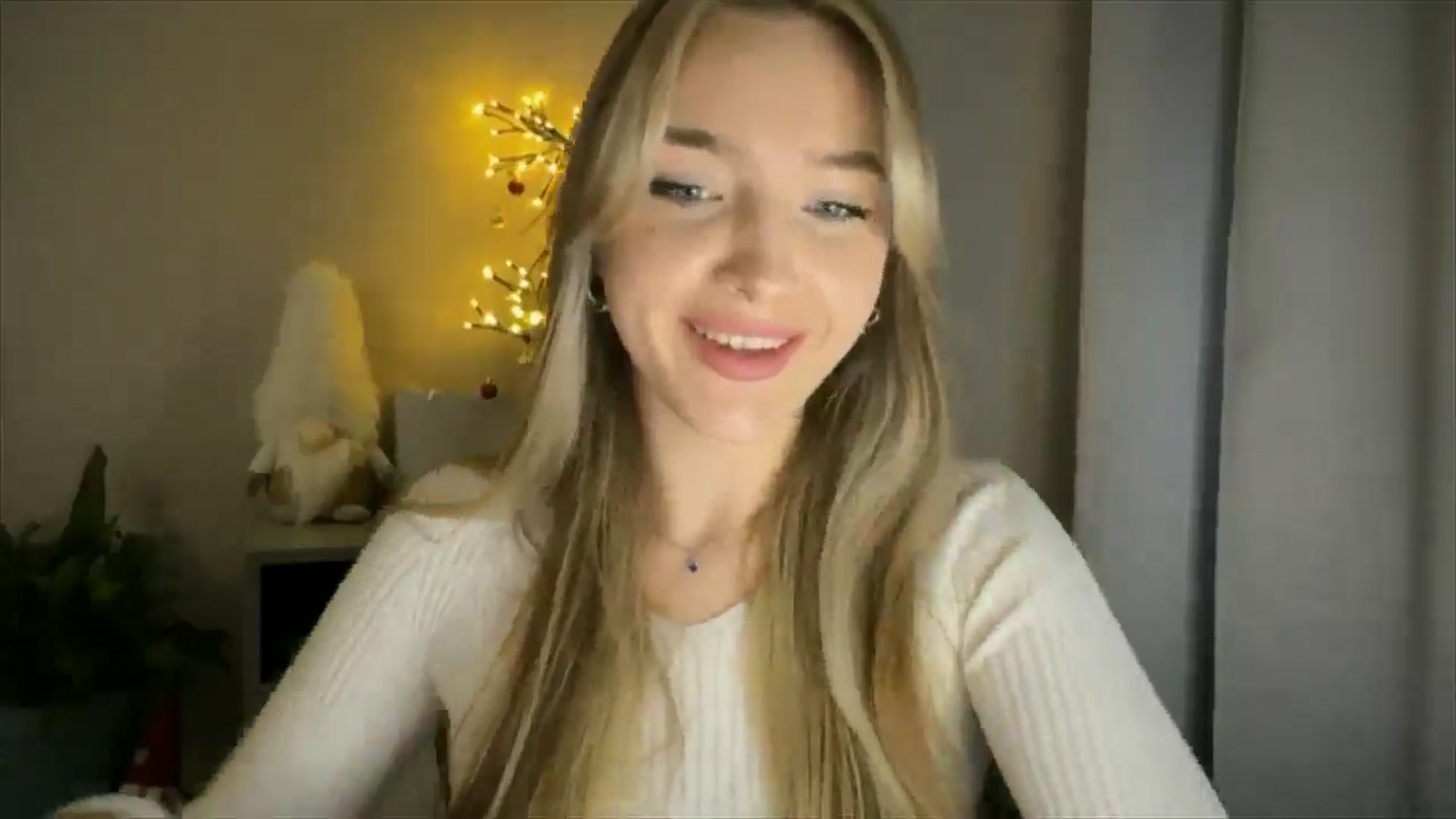 Gallery image thumbnail from My_Diana's myfreecams stream on, 03/06/2025, 16:21 image 8 of 20