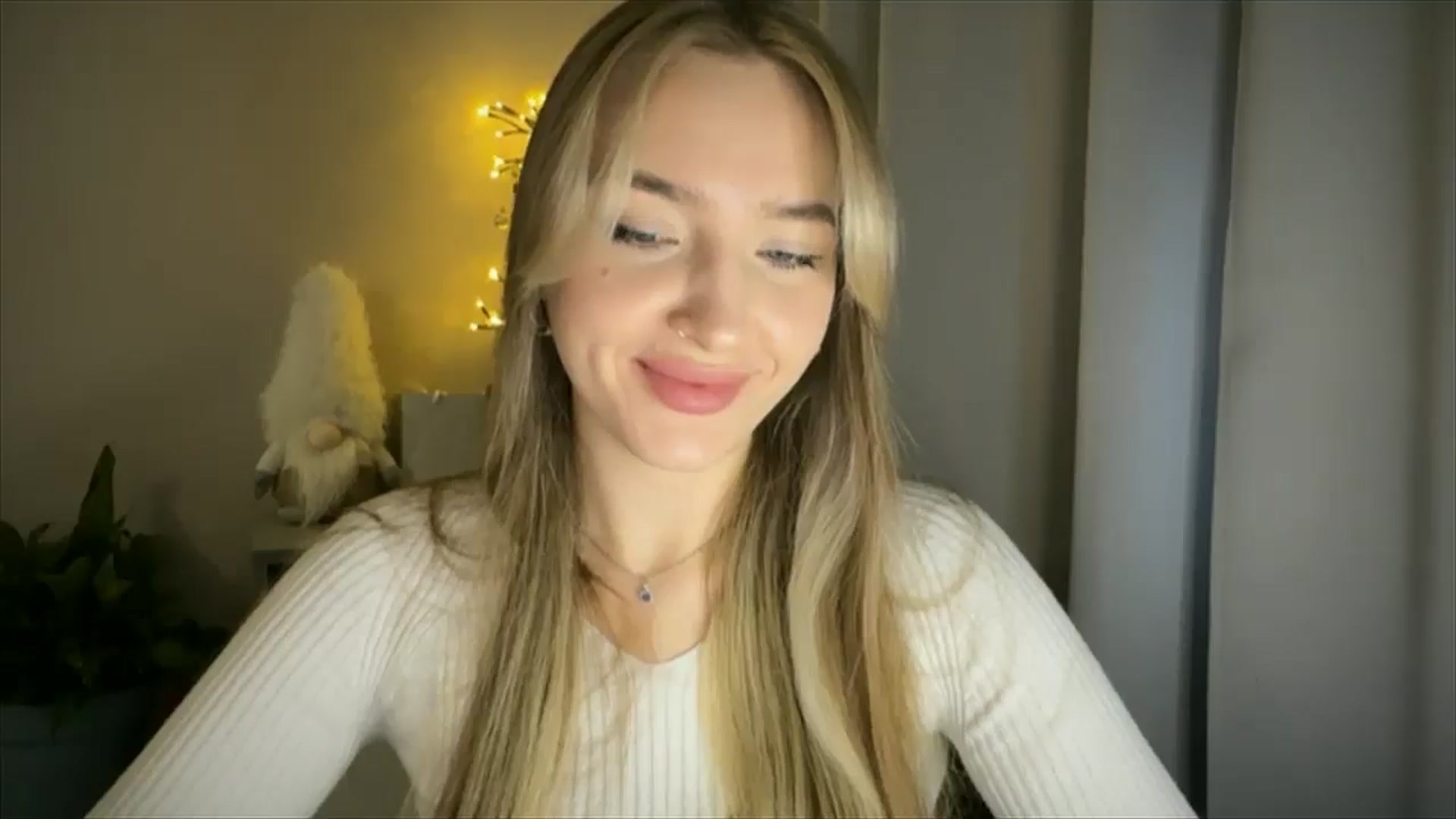 Gallery image thumbnail from My_Diana's myfreecams stream on, 03/06/2025, 16:21 image 4 of 20