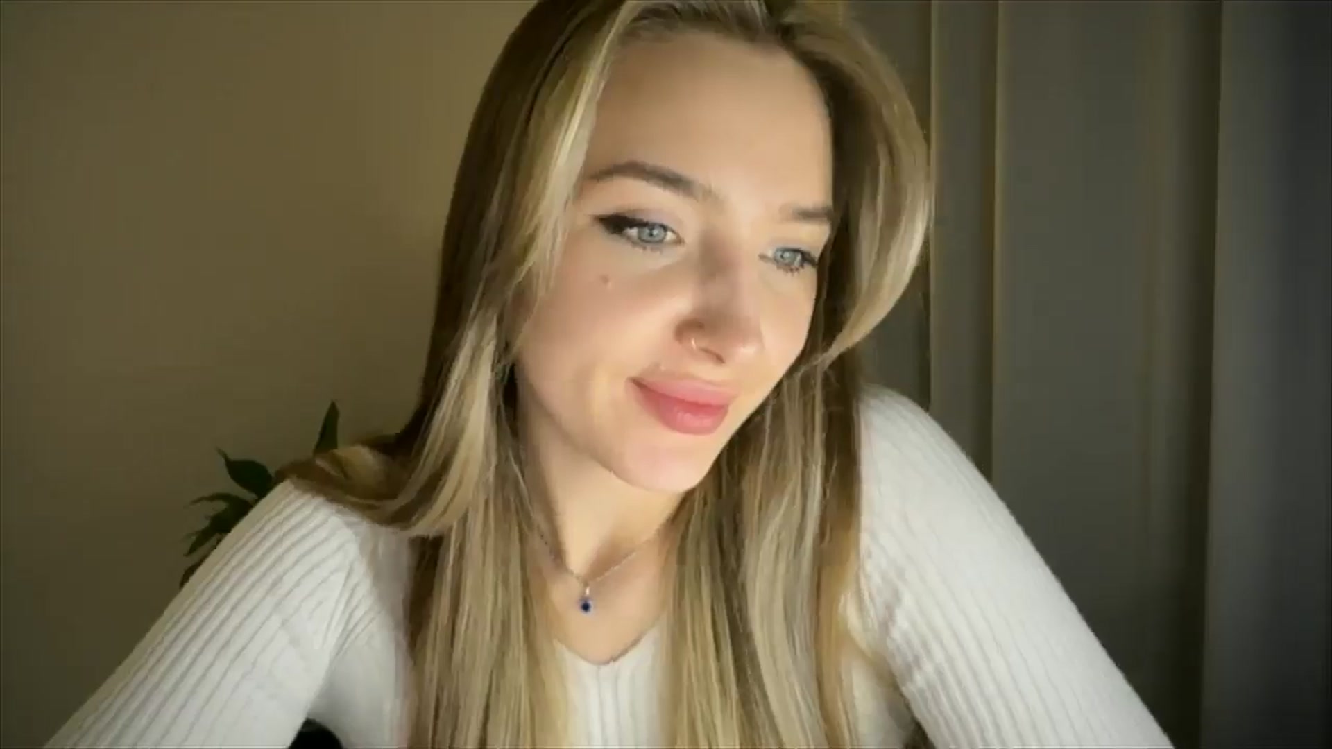 Gallery image thumbnail from My_Diana's myfreecams stream on, 03/06/2025, 22:17 image 18 of 20