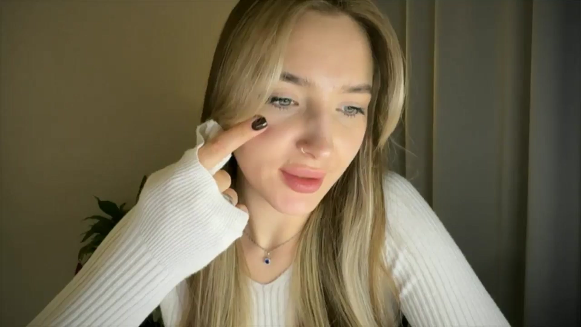Gallery image thumbnail from My_Diana's myfreecams stream on, 03/06/2025, 22:17 image 17 of 20