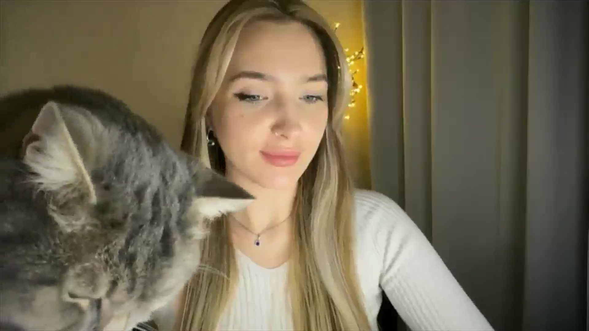 Gallery image thumbnail from My_Diana's myfreecams stream on, 03/06/2025, 22:17 image 3 of 20