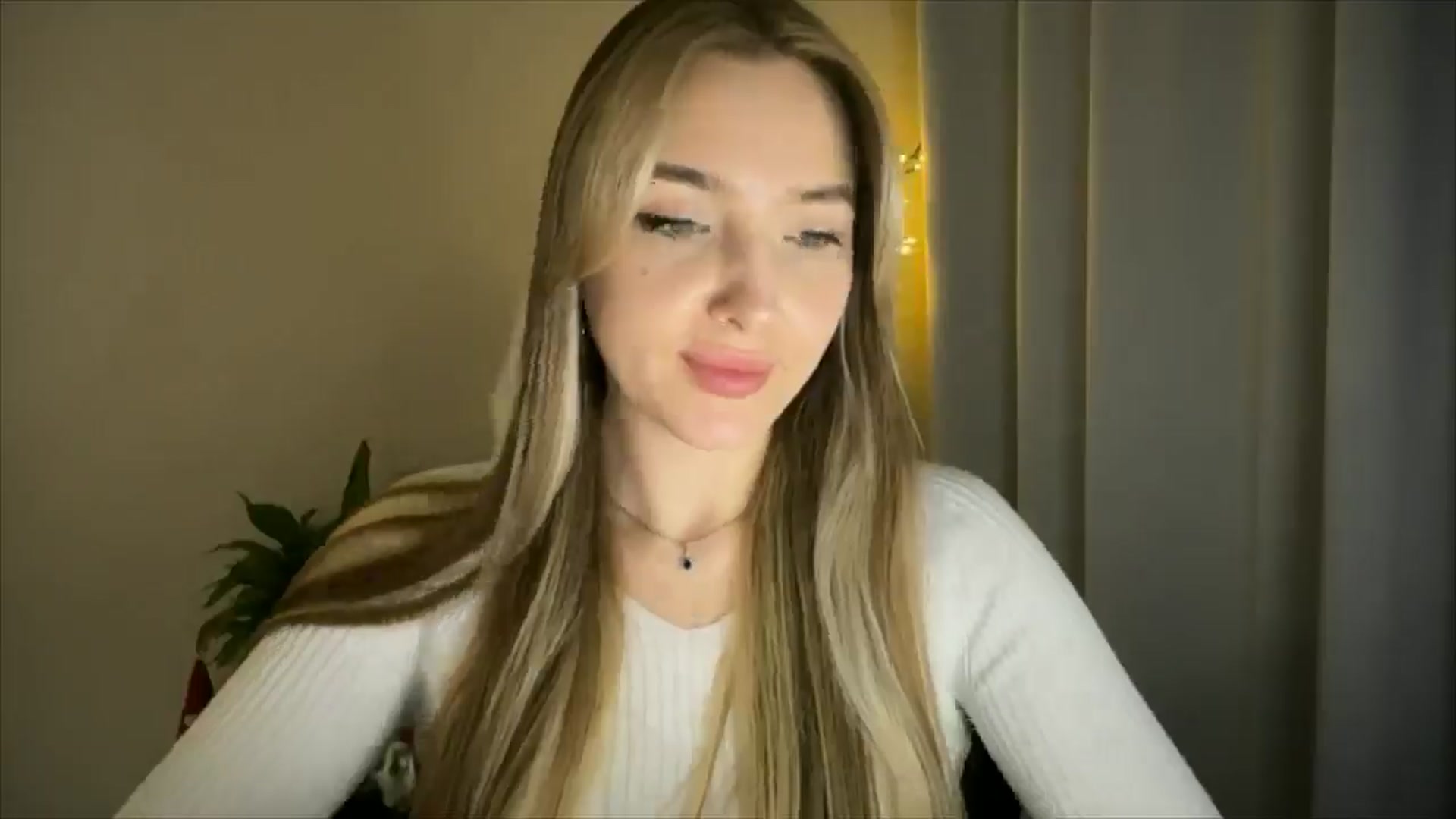 Gallery image thumbnail from My_Diana's myfreecams stream on, 03/06/2025, 22:17 image 9 of 20
