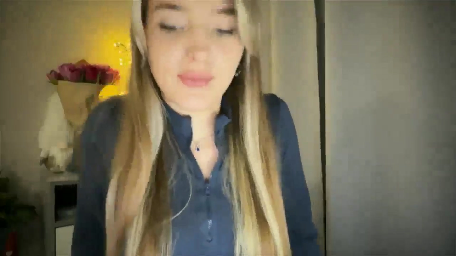 Gallery image thumbnail from My_Diana's myfreecams stream on, 03/09/2025, 17:41 image 11 of 20