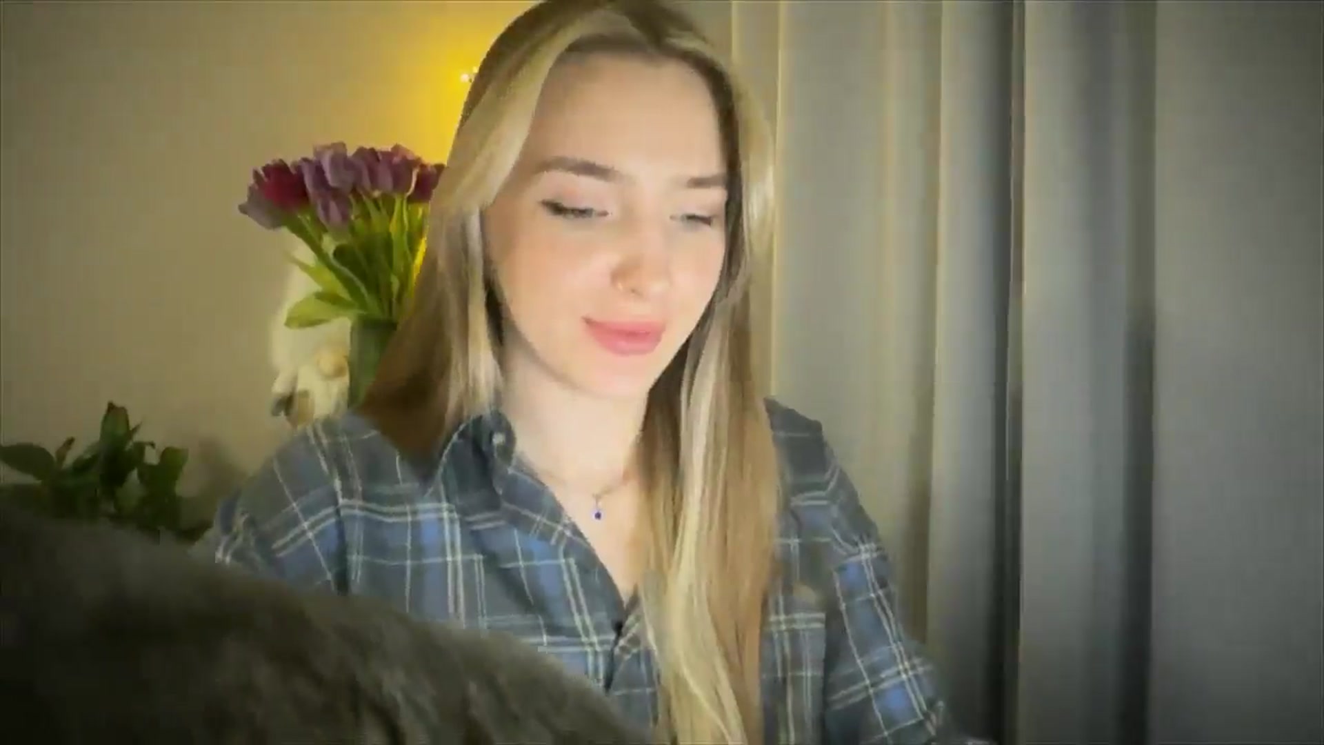 Gallery image thumbnail from My_Diana's myfreecams stream on, 03/11/2025, 23:23 image 11 of 20