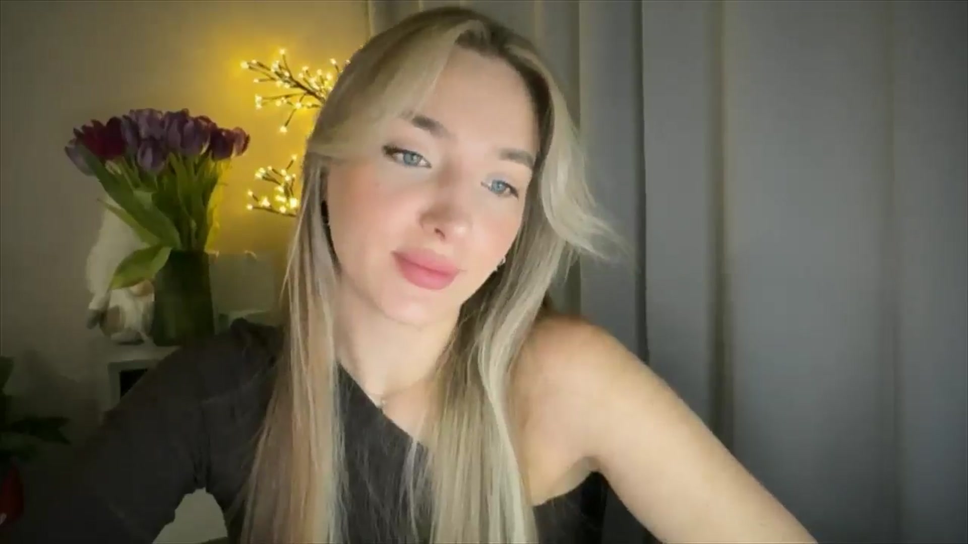 Gallery image thumbnail from My_Diana's myfreecams stream on, 03/12/2025, 15:32 image 14 of 20