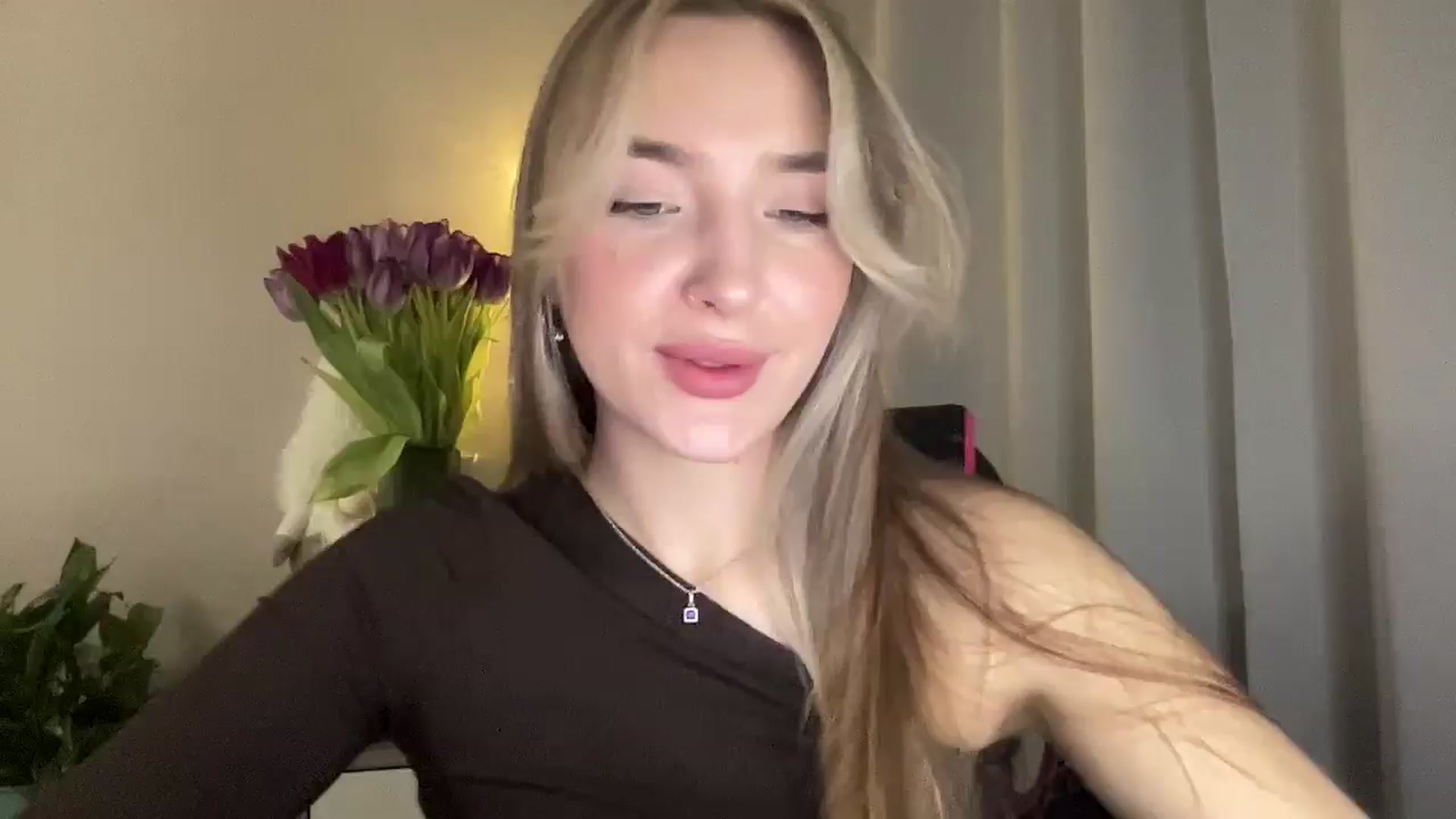 Gallery image thumbnail from My_Diana's myfreecams stream on, 03/12/2025, 17:05 image 20 of 20
