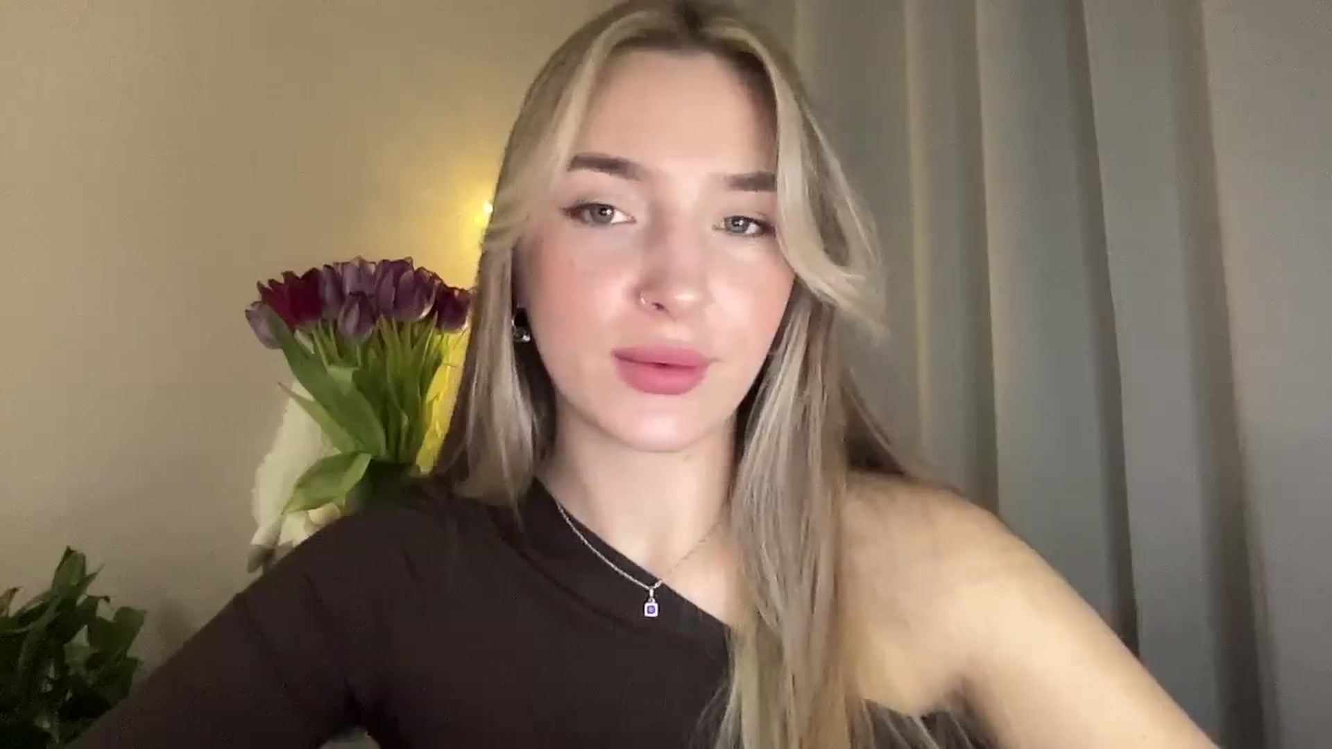 Gallery image thumbnail from My_Diana's myfreecams stream on, 03/12/2025, 17:05 image 18 of 20
