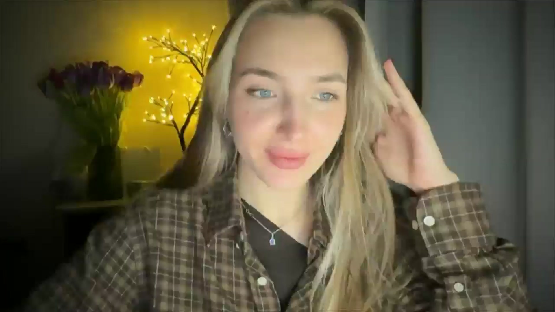 Gallery image thumbnail from My_Diana's myfreecams stream on, 03/12/2025, 23:47 image 15 of 20