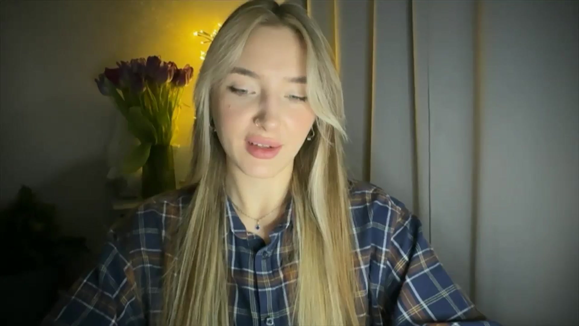 Gallery image thumbnail from My_Diana's myfreecams stream on, 03/13/2025, 15:39 image 7 of 20