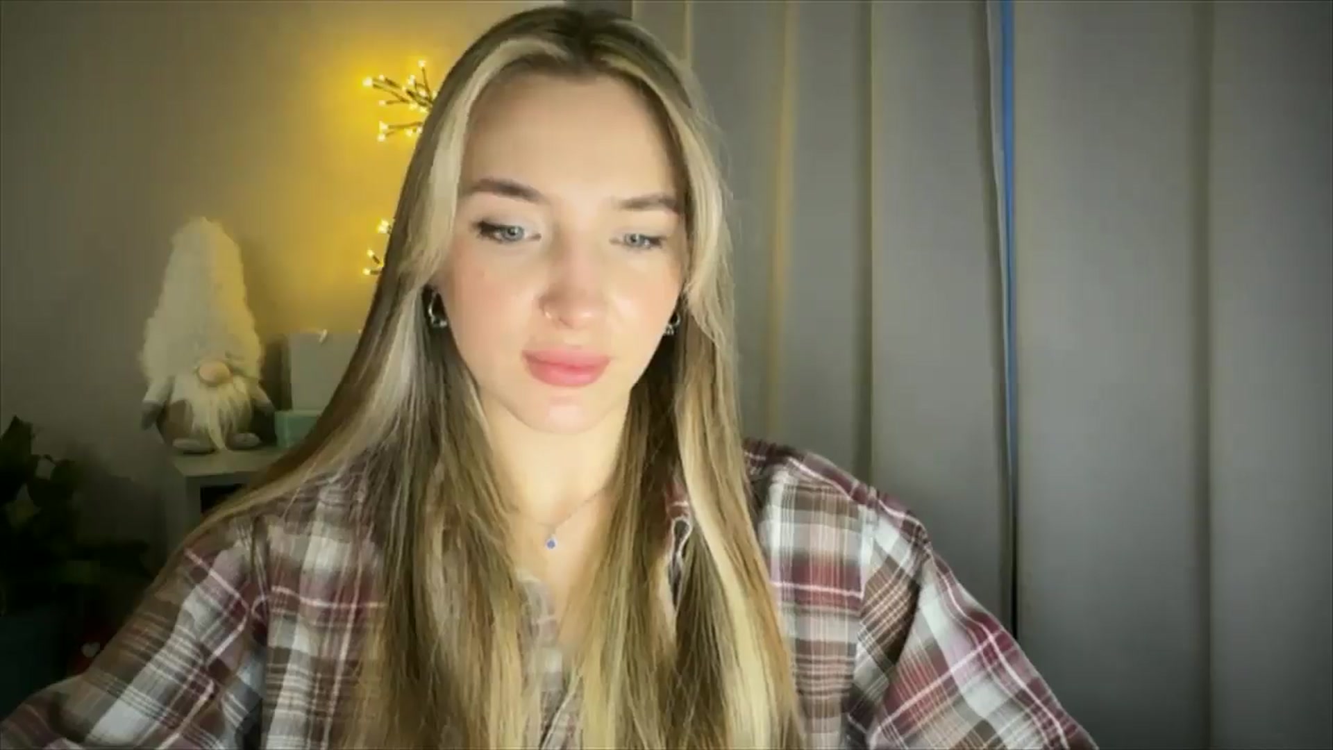 Gallery image thumbnail from My_Diana's myfreecams stream on, 03/14/2025, 14:46 image 19 of 20