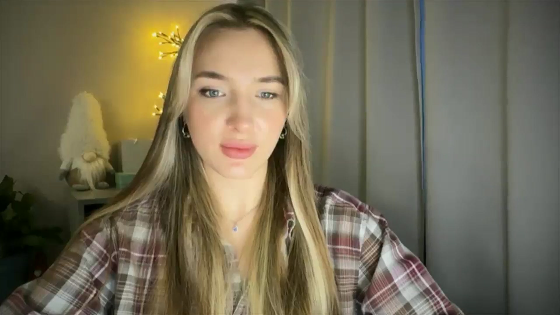 Gallery image thumbnail from My_Diana's myfreecams stream on, 03/14/2025, 14:46 image 18 of 20
