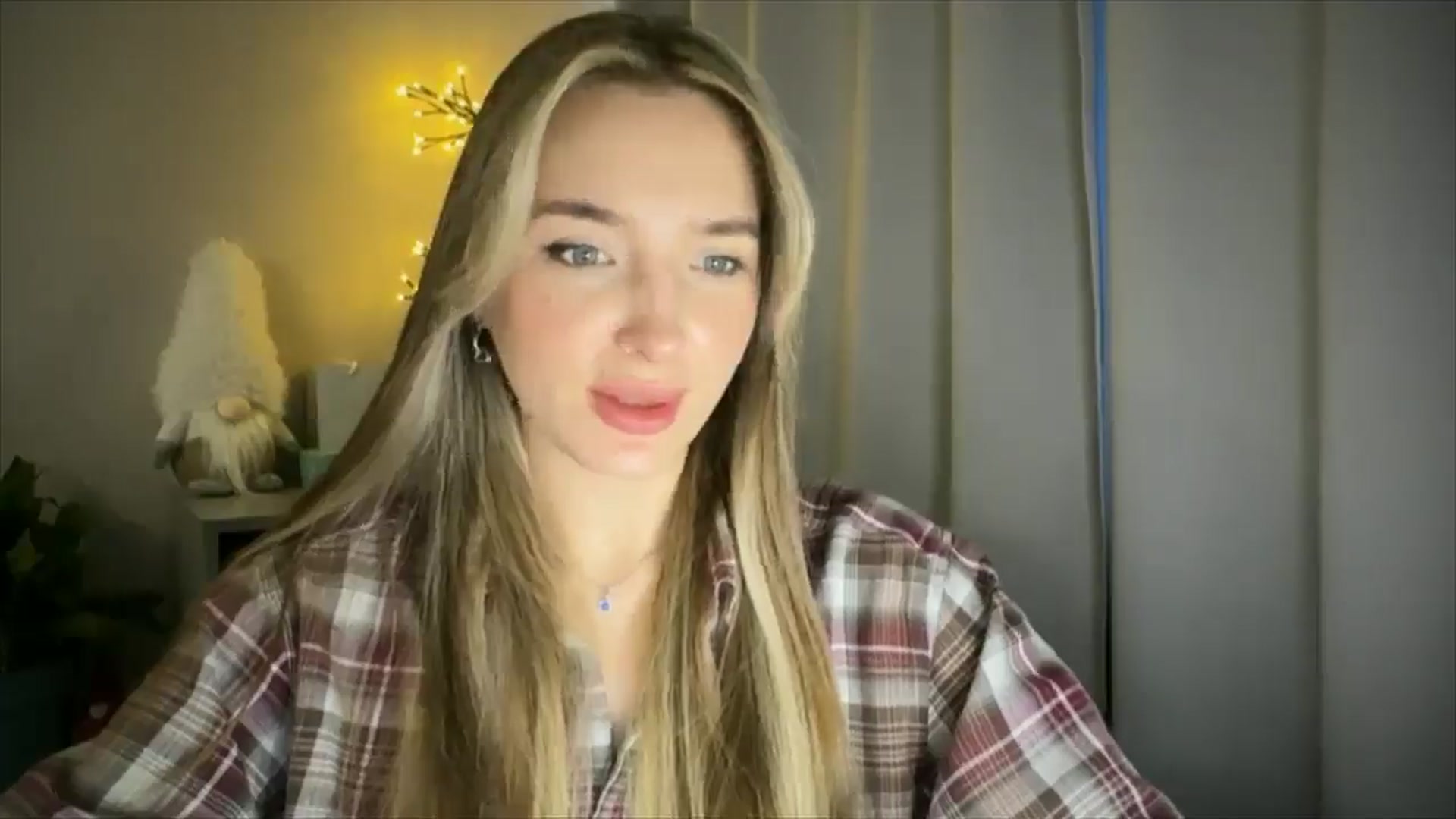 Gallery image thumbnail from My_Diana's myfreecams stream on, 03/14/2025, 14:46 image 13 of 20