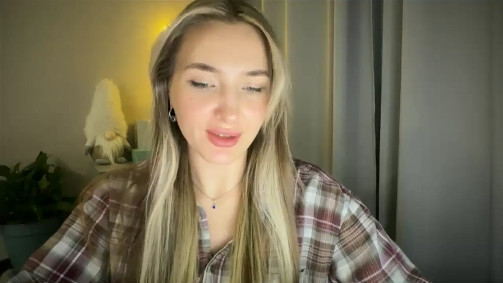 Gallery image thumbnail from My_Diana's myfreecams stream on, 03/14/2025, 23:37 image 4 of 20
