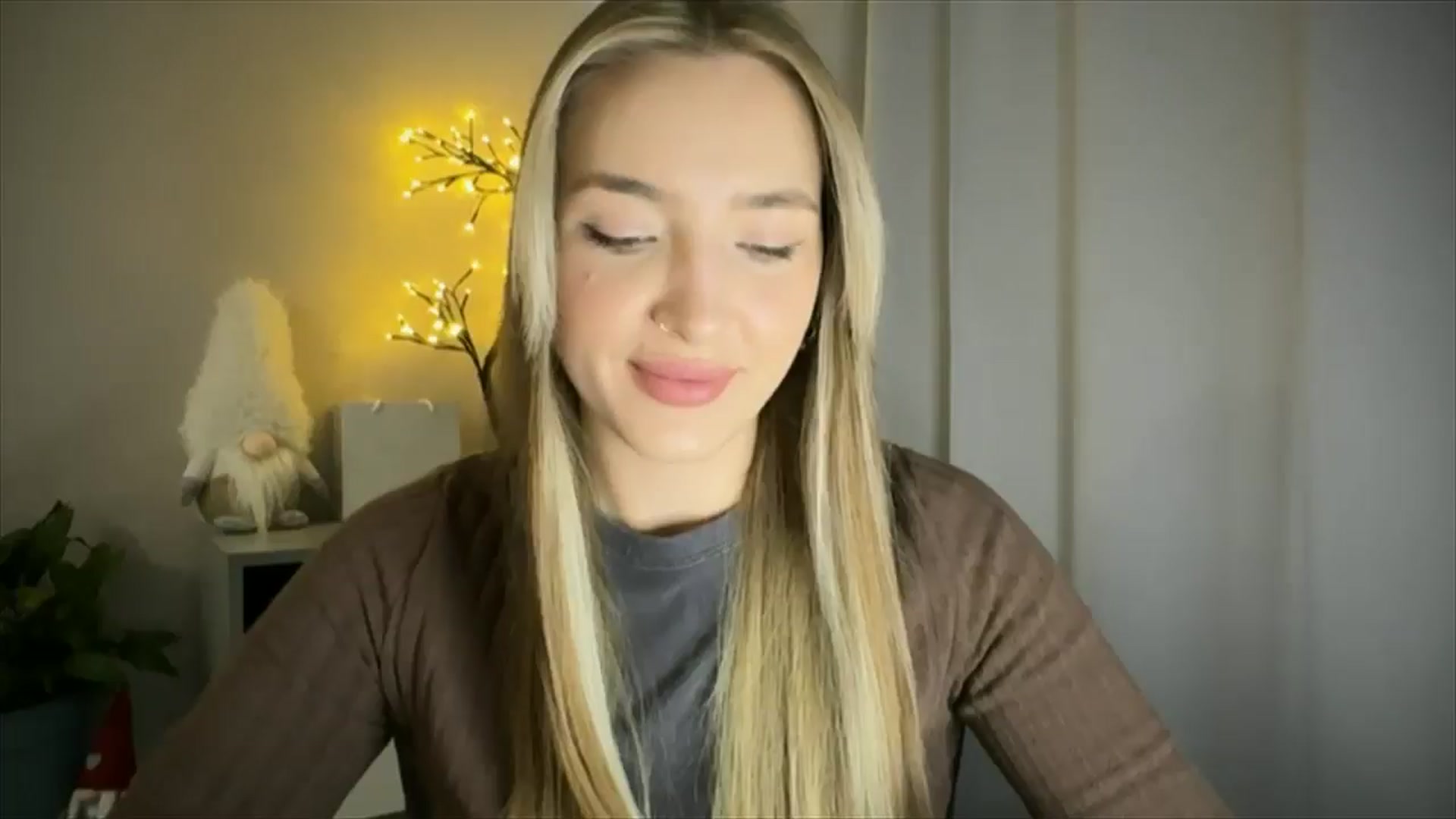 Gallery image thumbnail from My_Diana's myfreecams stream on, 03/18/2025, 14:19 image 1 of 20