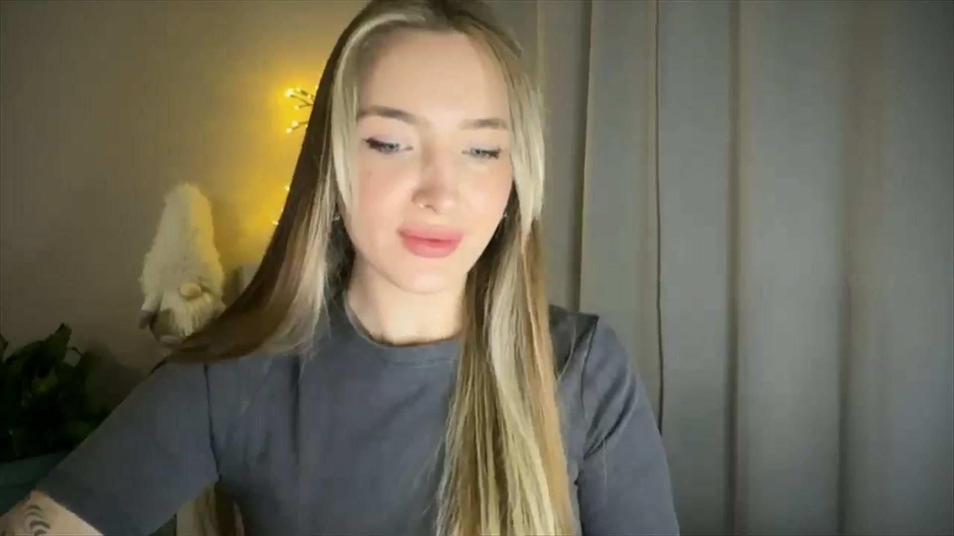 Gallery image thumbnail from My_Diana's myfreecams stream on, 03/18/2025, 16:02 image 13 of 20