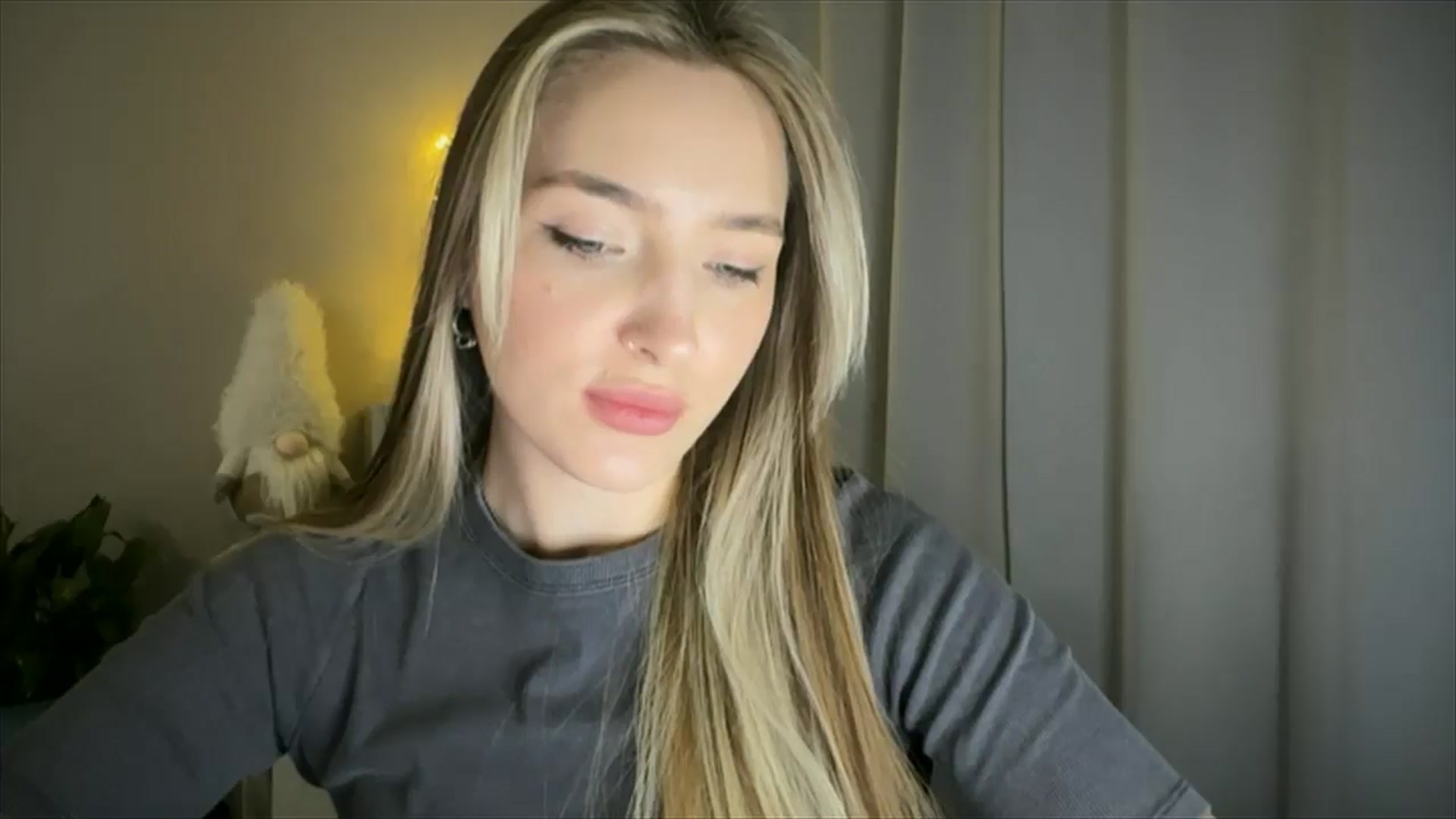 Gallery image thumbnail from My_Diana's myfreecams stream on, 03/18/2025, 16:02 image 3 of 20