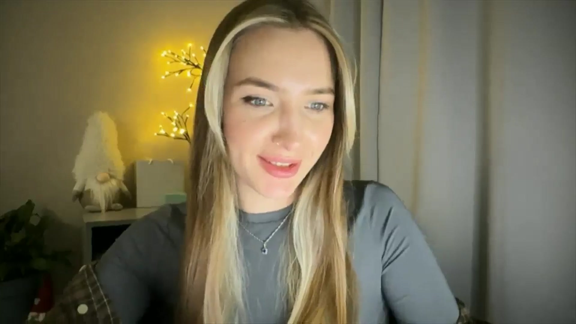 Gallery image thumbnail from My_Diana's myfreecams stream on, 03/19/2025, 17:06 image 10 of 20