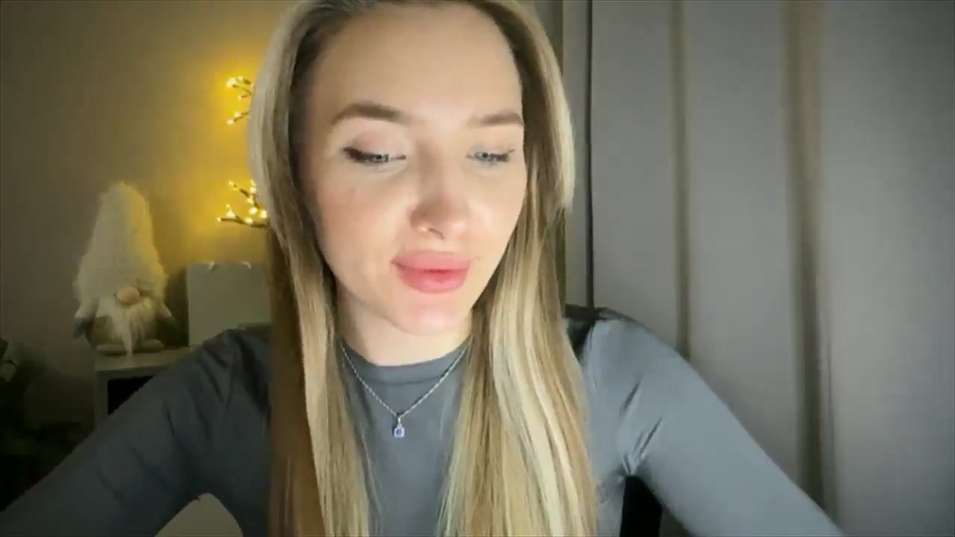 Gallery image thumbnail from My_Diana's myfreecams stream on, 03/19/2025, 23:45 image 3 of 20