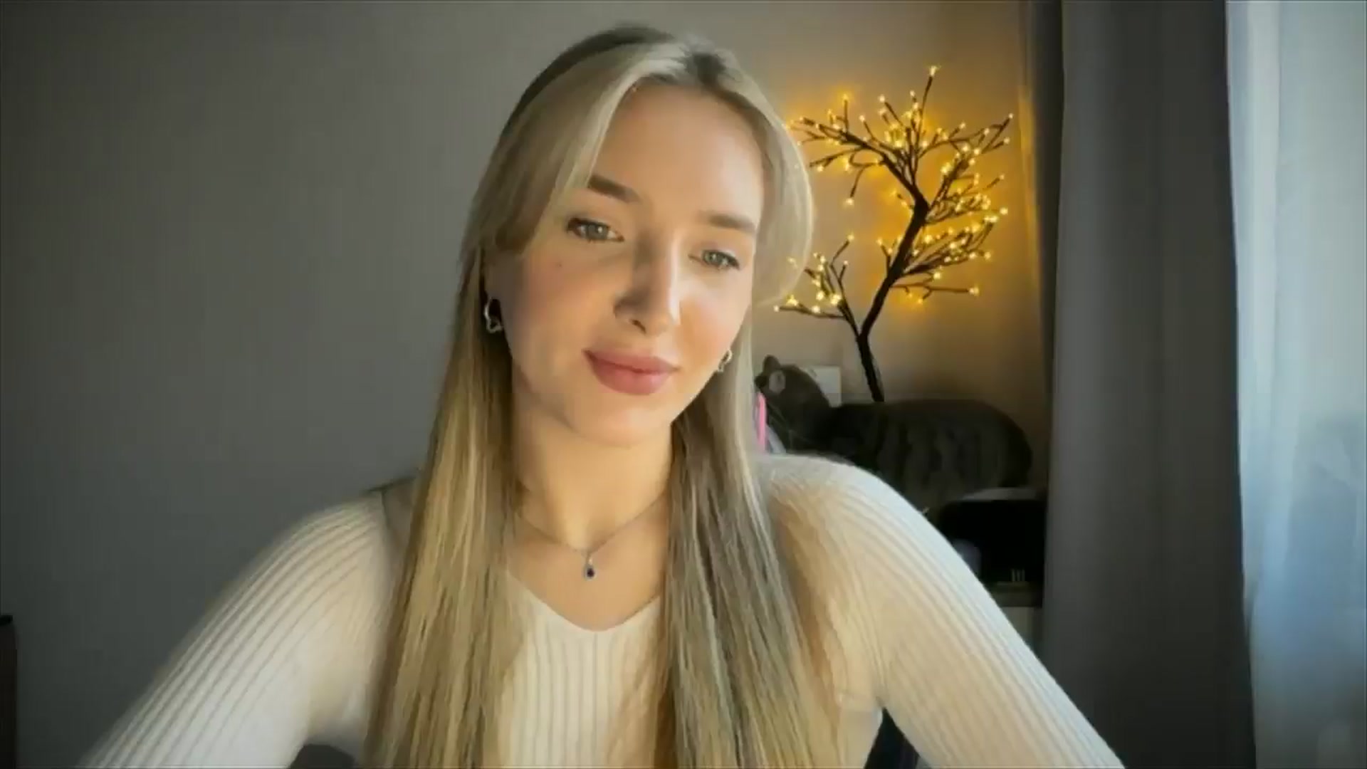 Gallery image thumbnail from My_Diana's myfreecams stream on, 03/21/2025, 14:27 image 1 of 20