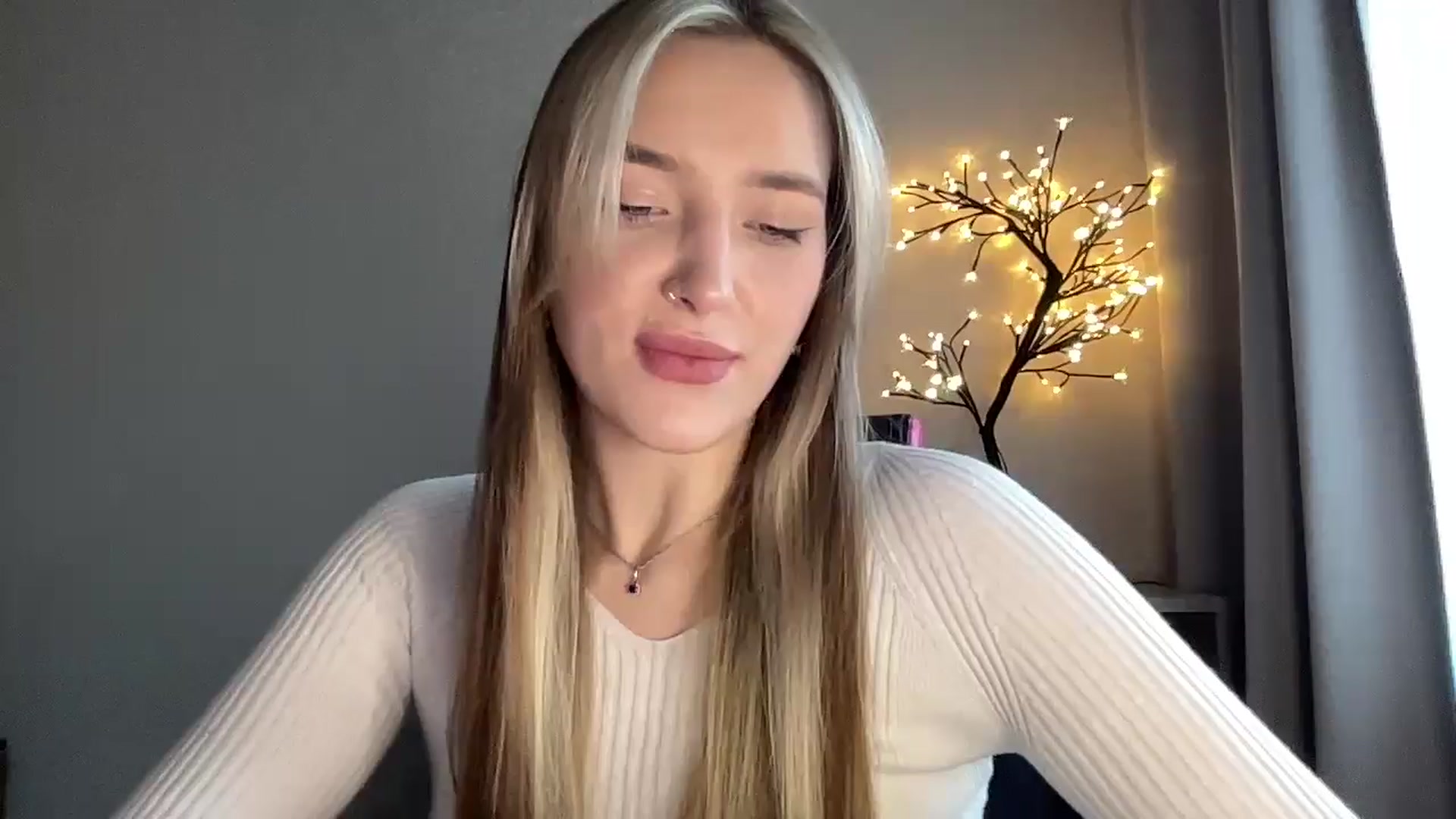 Gallery image thumbnail from My_Diana's myfreecams stream on, 03/21/2025, 15:52 image 1 of 20