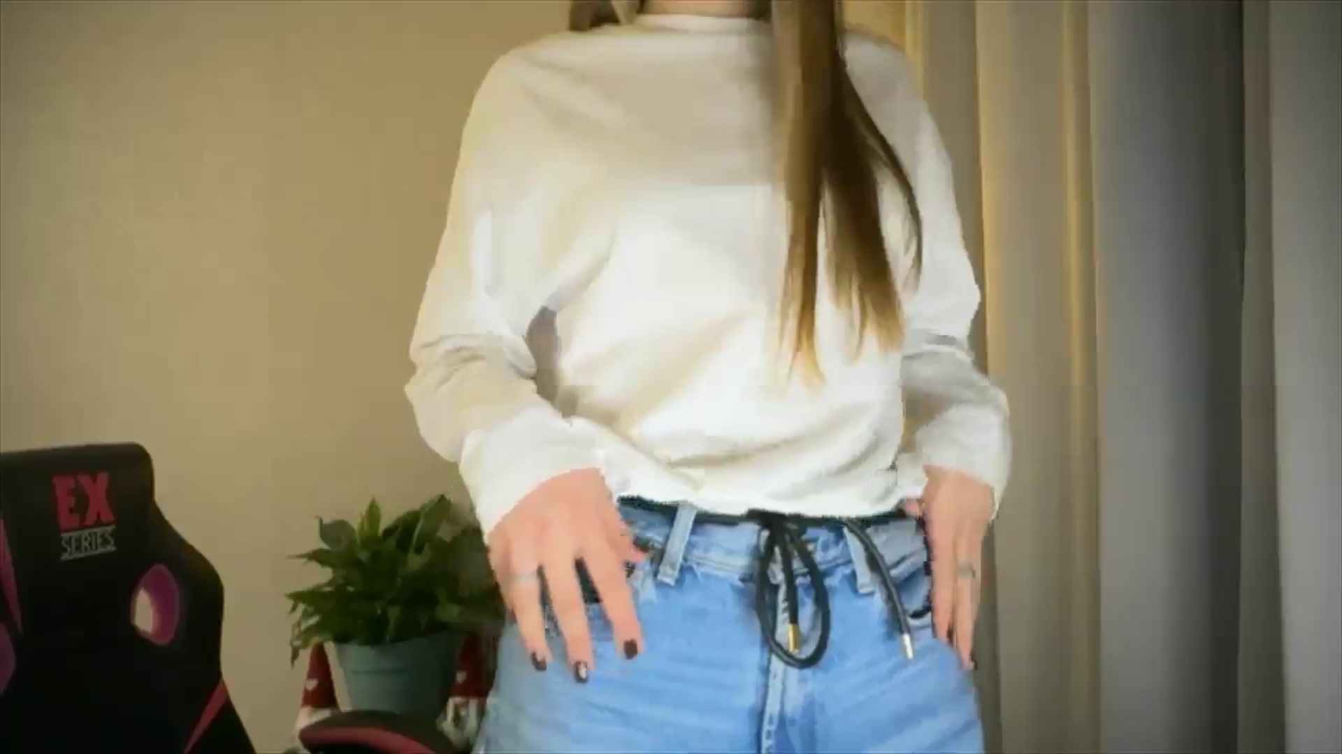 Gallery image thumbnail from My_Diana's myfreecams stream on, 03/21/2025, 22:37 image 4 of 20