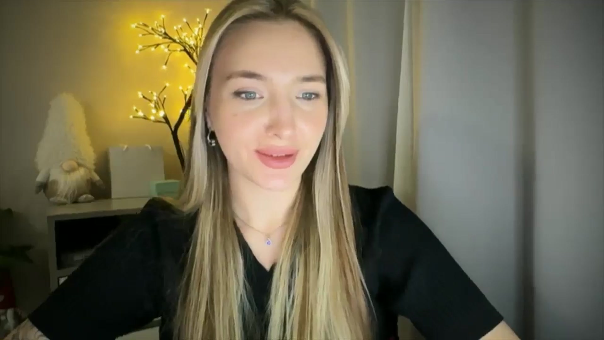 Gallery image thumbnail from My_Diana's myfreecams stream on, 03/22/2025, 22:30 image 19 of 20