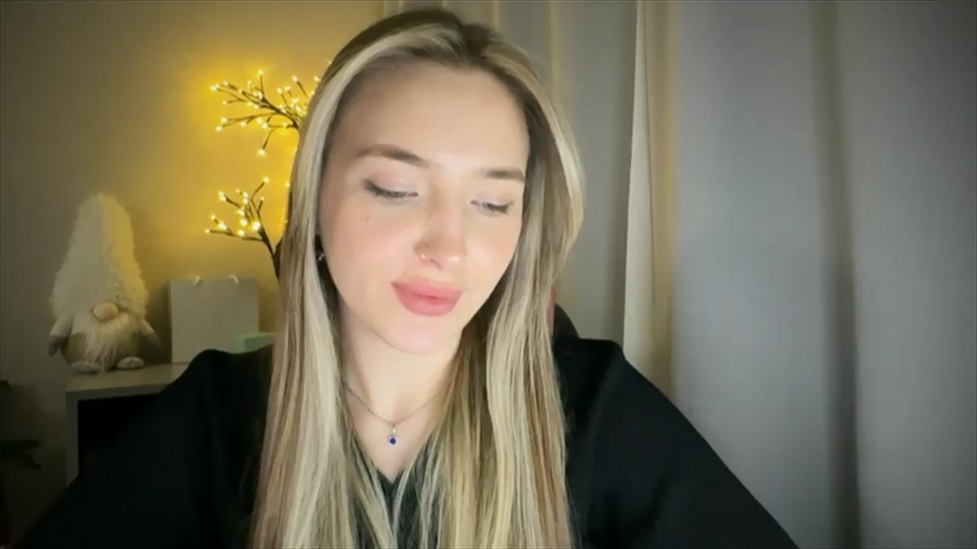 Gallery image thumbnail from My_Diana's myfreecams stream on, 03/22/2025, 23:36 image 3 of 20