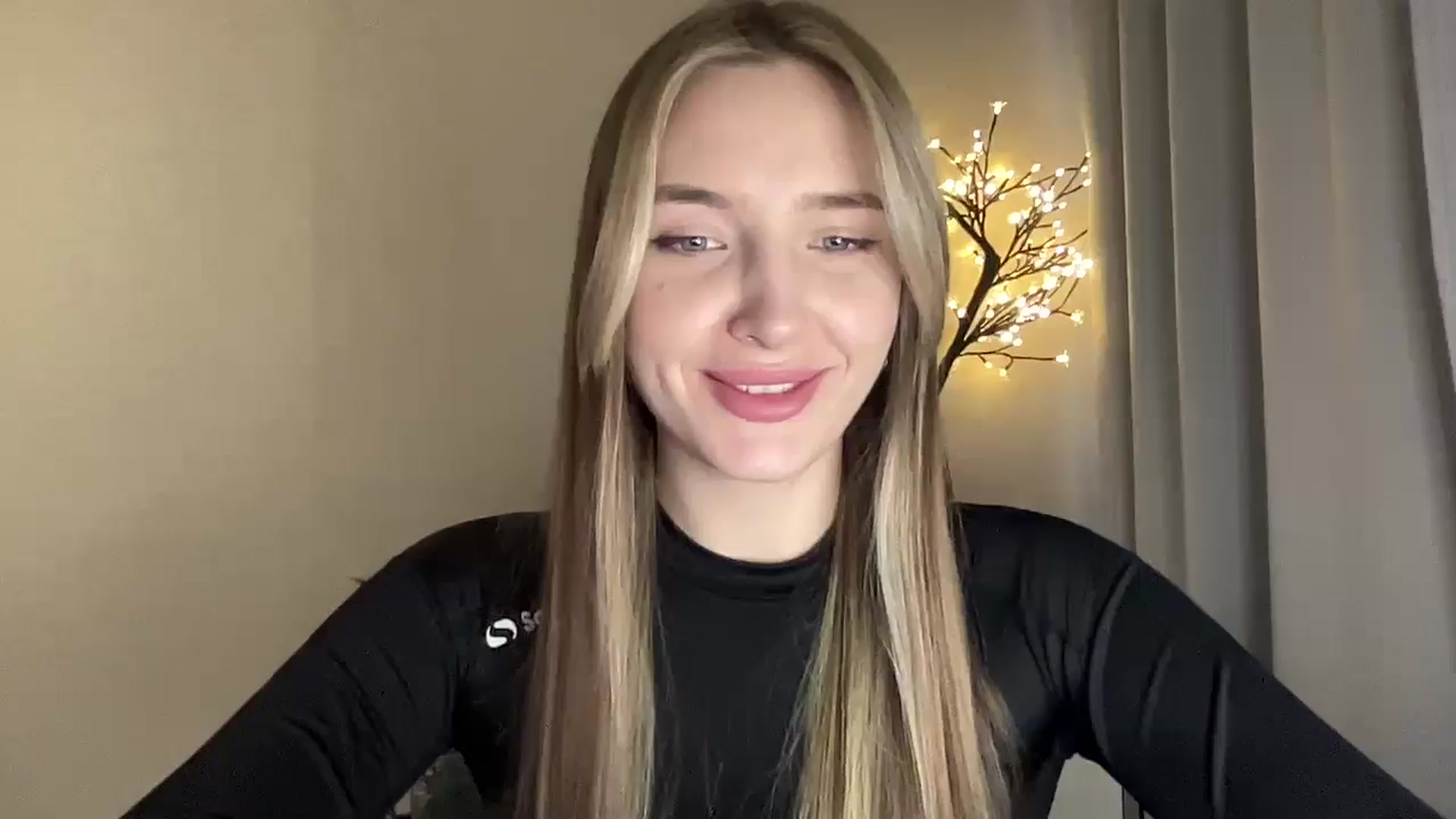 Gallery image thumbnail from My_Diana's myfreecams stream on, 03/26/2025, 17:22 image 4 of 20