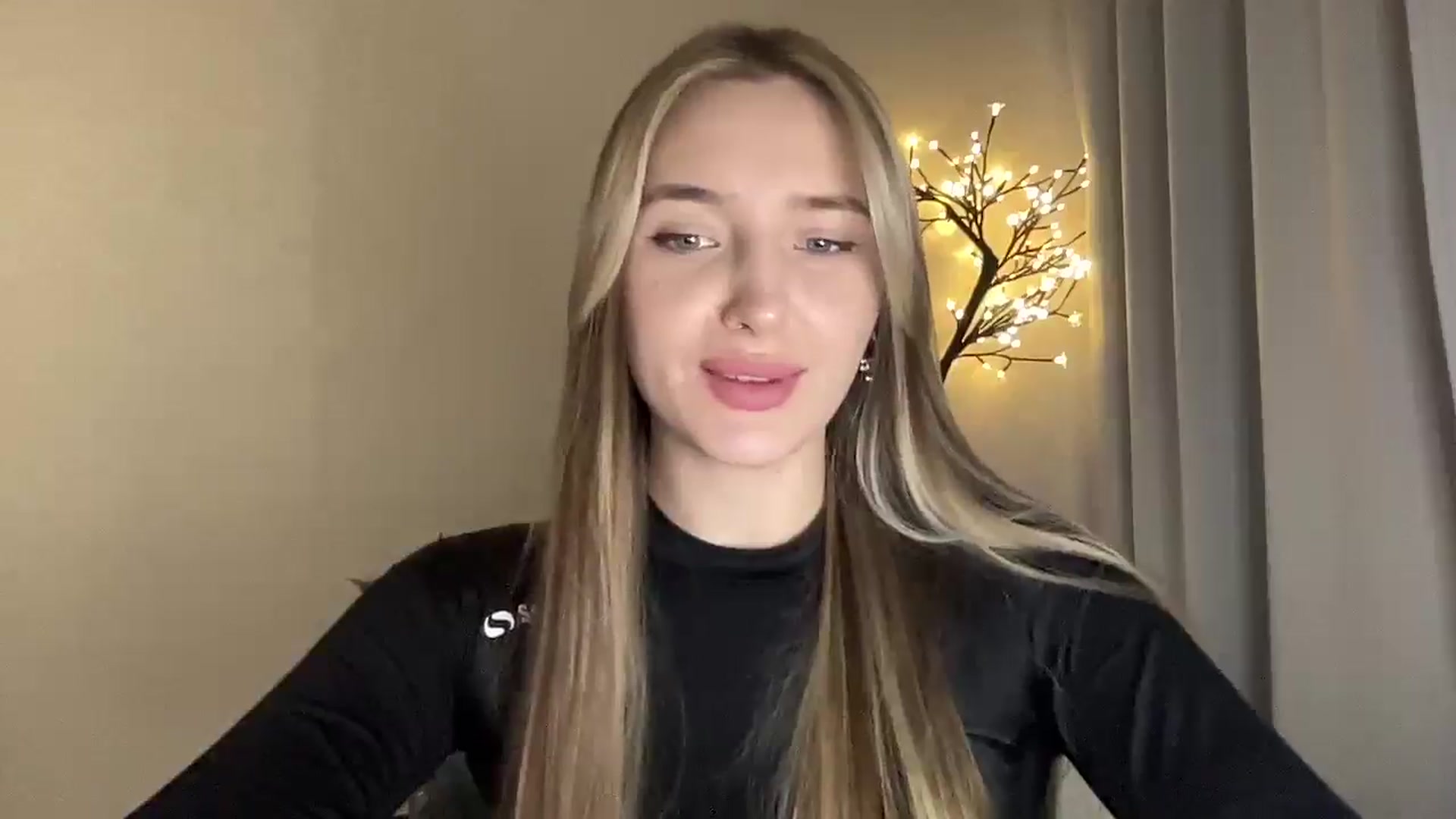 Gallery image thumbnail from My_Diana's myfreecams stream on, 03/26/2025, 17:22 image 7 of 20