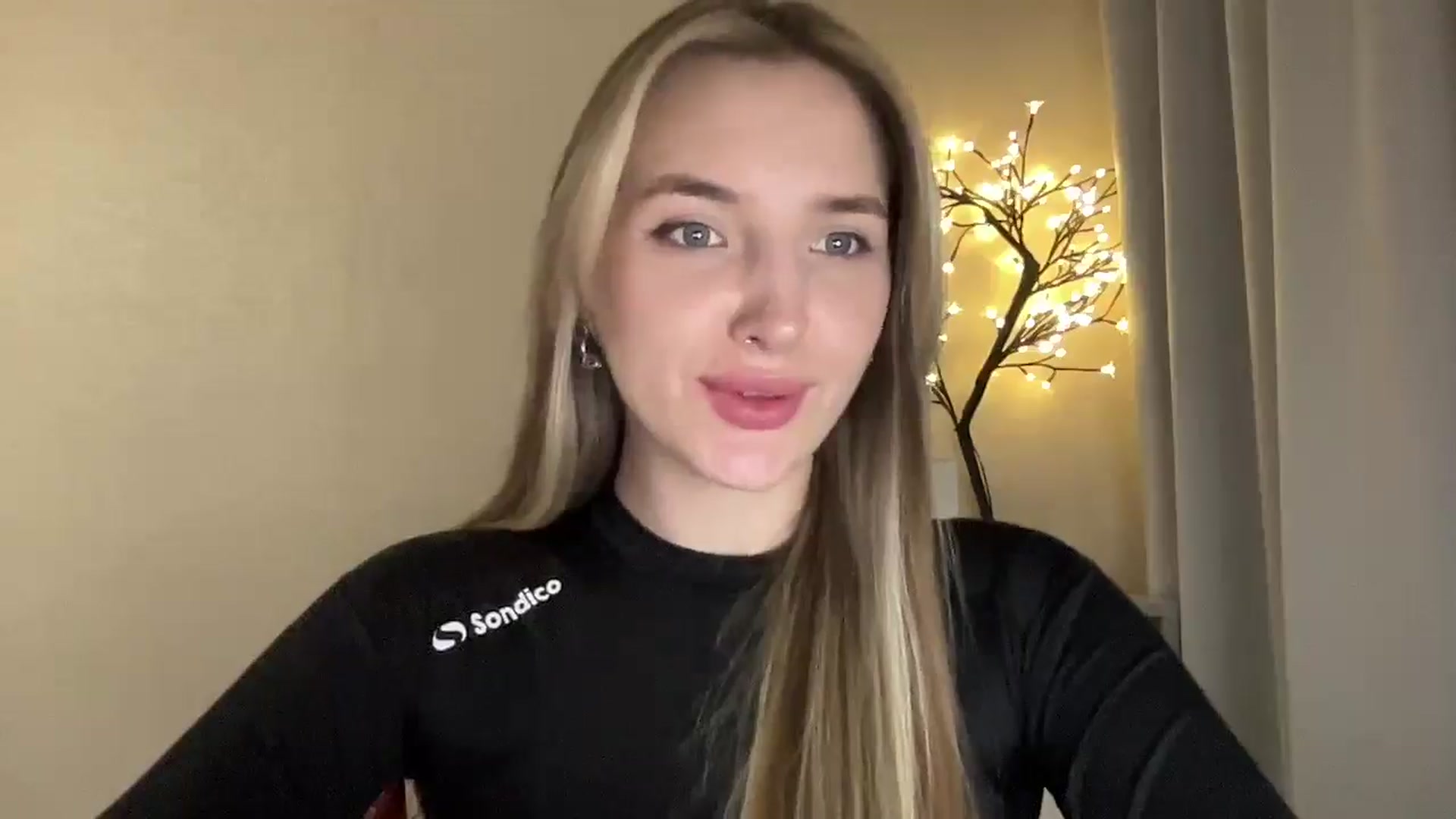 Gallery image thumbnail from My_Diana's myfreecams stream on, 03/26/2025, 22:38 image 6 of 20