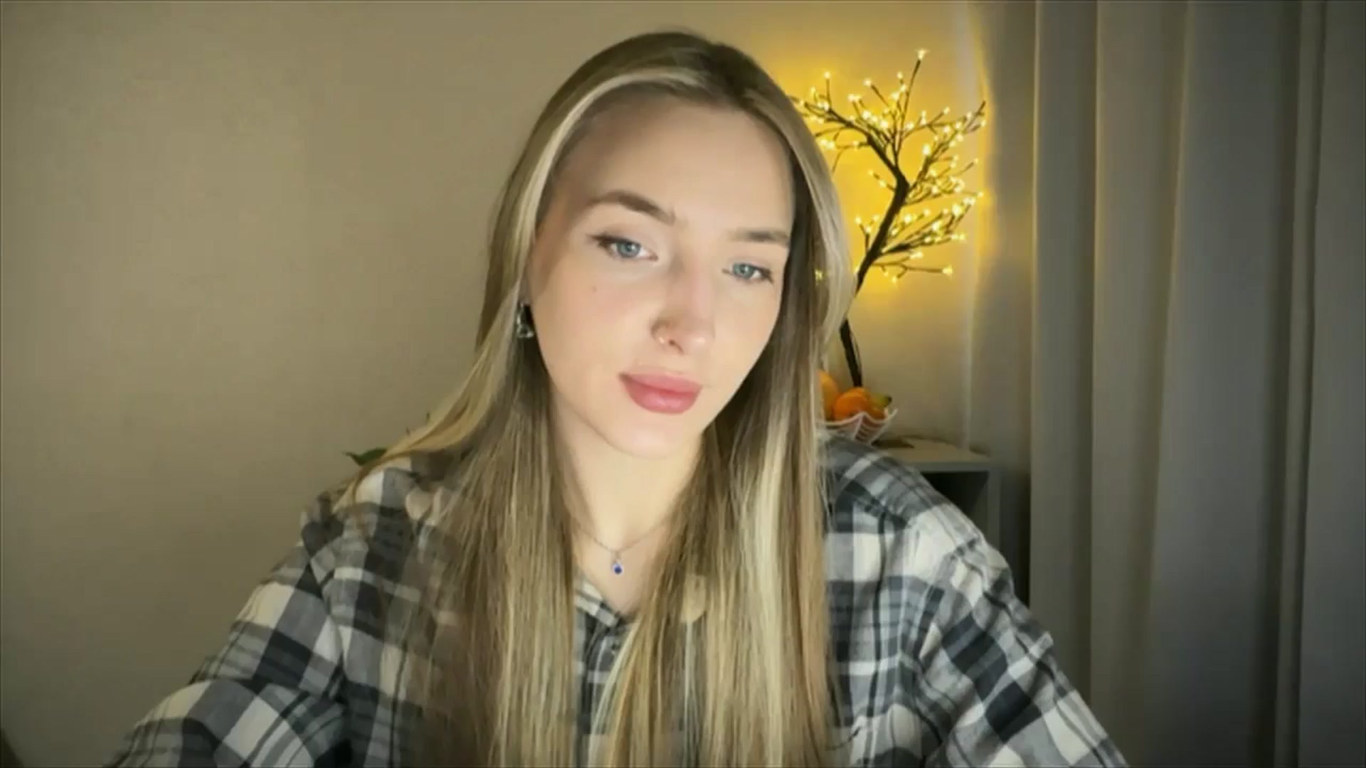 Gallery image thumbnail from My_Diana's myfreecams stream on, 03/27/2025, 17:07 image 1 of 20