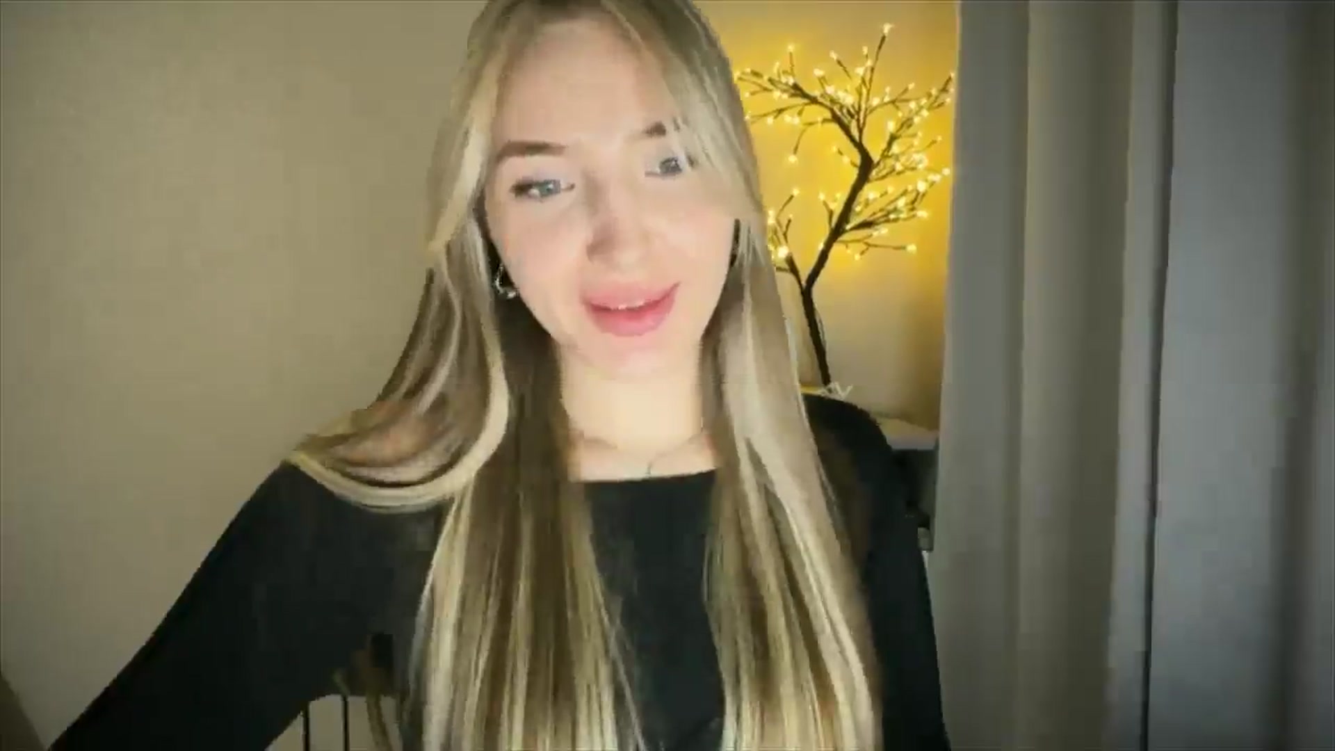 Gallery image thumbnail from My_Diana's myfreecams stream on, 03/28/2025, 16:59 image 18 of 20