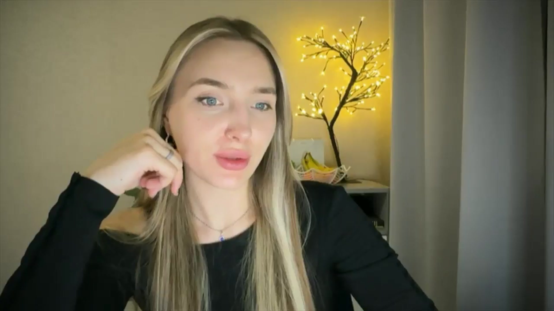 Gallery image thumbnail from My_Diana's myfreecams stream on, 03/28/2025, 22:48 image 2 of 20