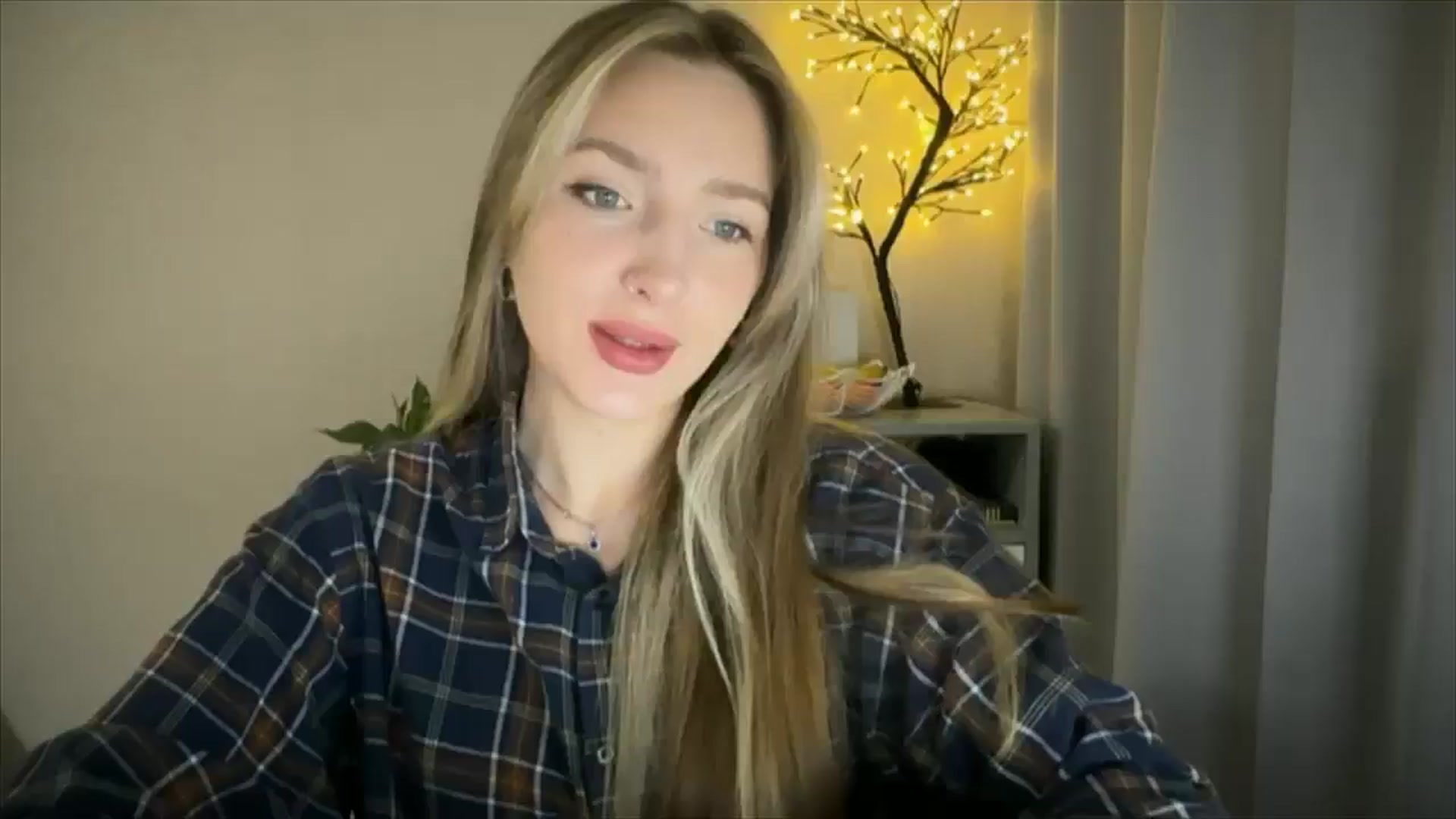 Gallery image thumbnail from My_Diana's myfreecams stream on, 03/29/2025, 17:07 image 1 of 20