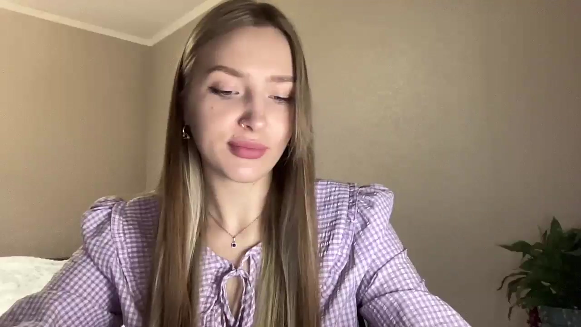 Gallery image thumbnail from My_Diana's myfreecams stream on, 03/30/2025, 14:30 image 18 of 20