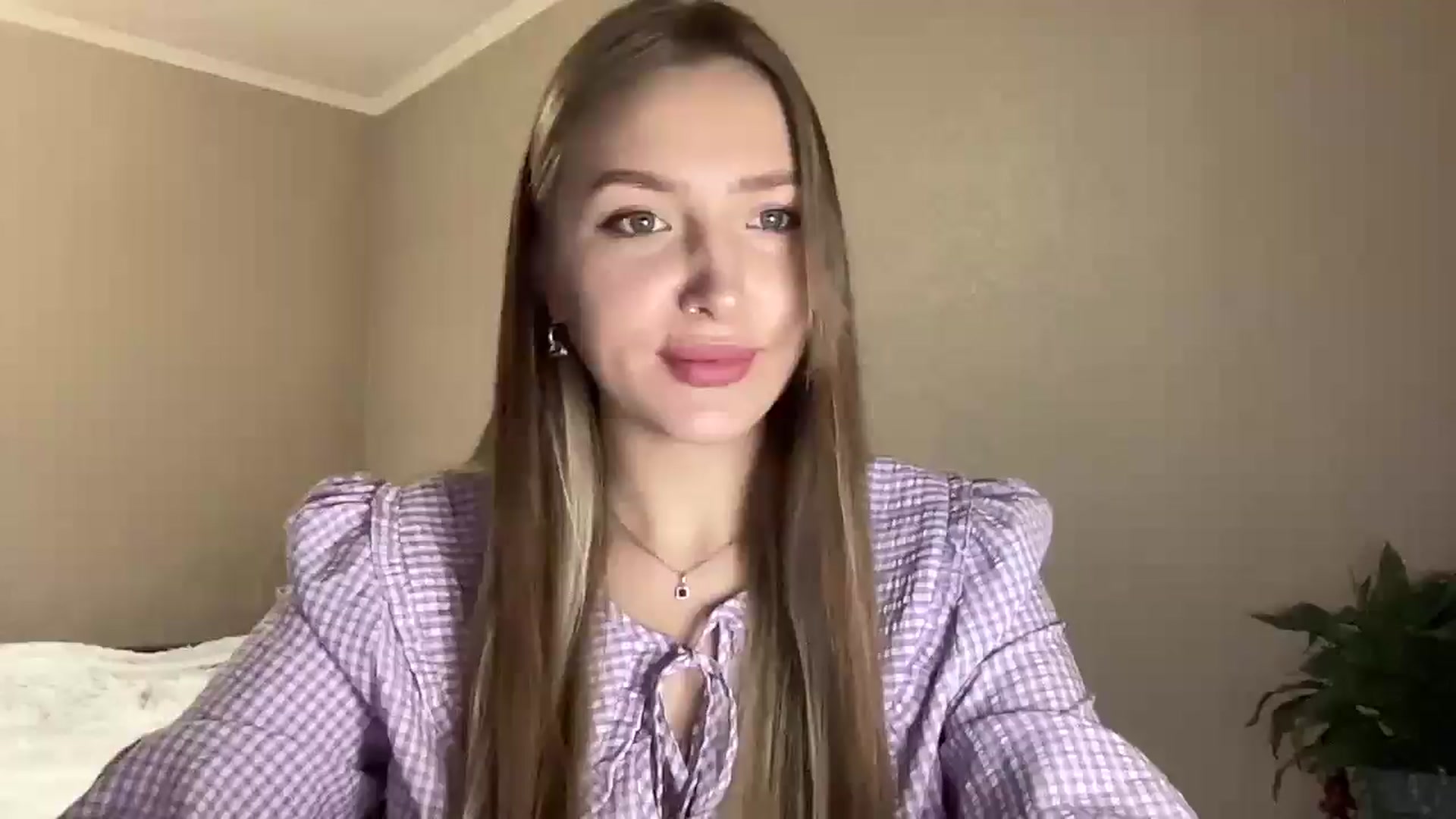 Gallery image thumbnail from My_Diana's myfreecams stream on, 03/30/2025, 14:30 image 19 of 20