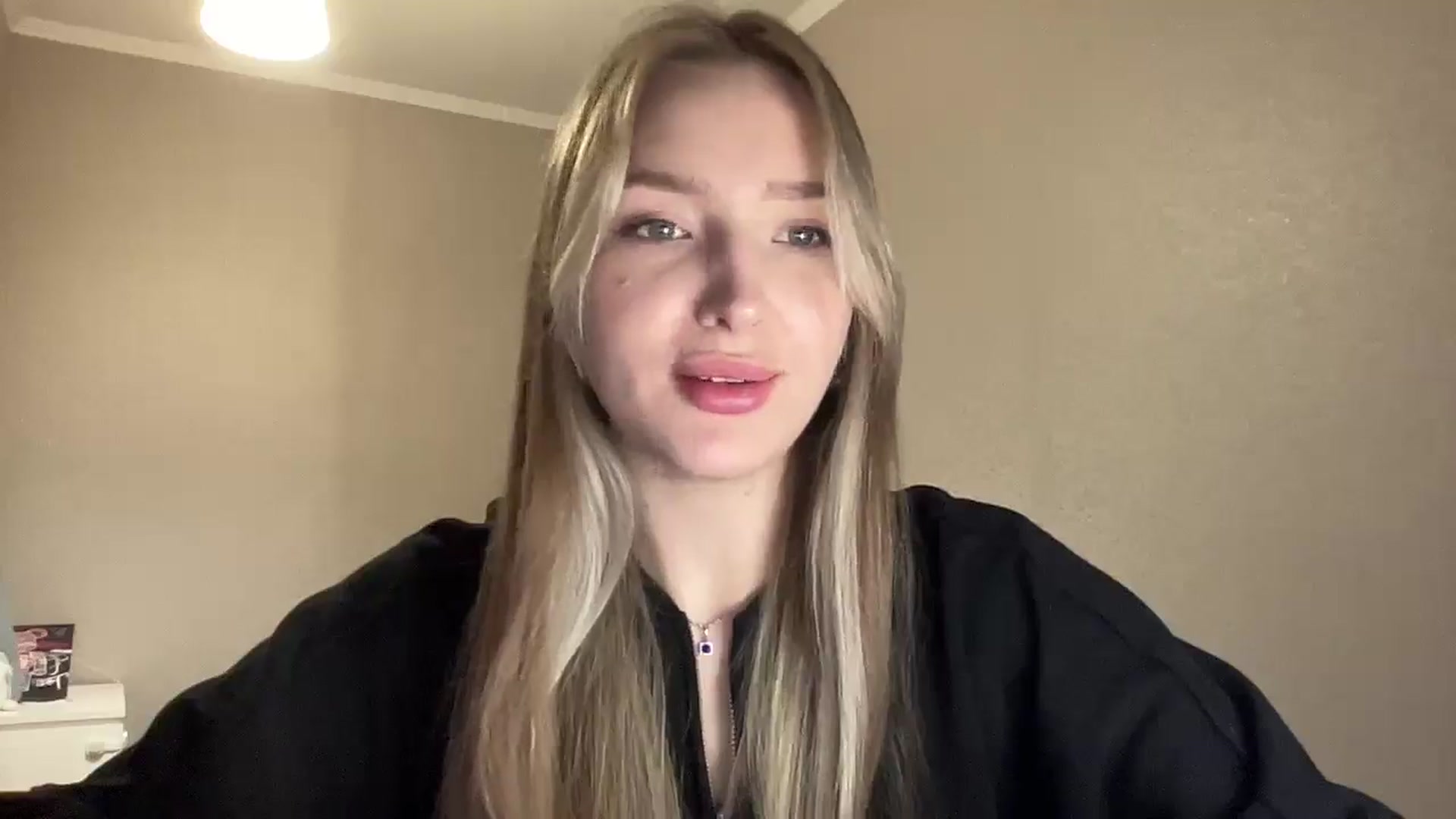 Gallery image thumbnail from My_Diana's myfreecams stream on, 03/31/2025, 16:09 image 17 of 20