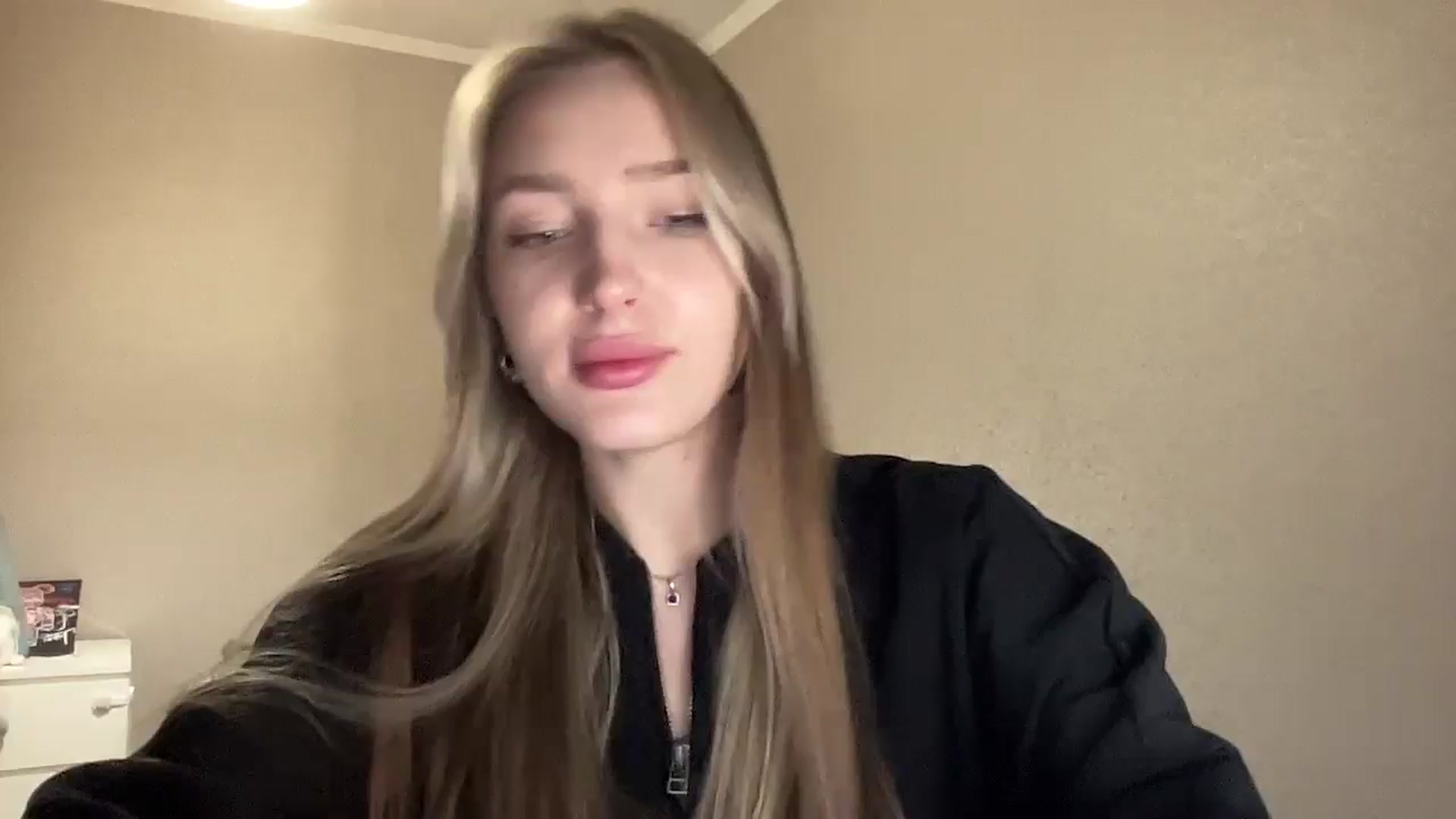 Gallery image thumbnail from My_Diana's myfreecams stream on, 03/31/2025, 16:09 image 1 of 20