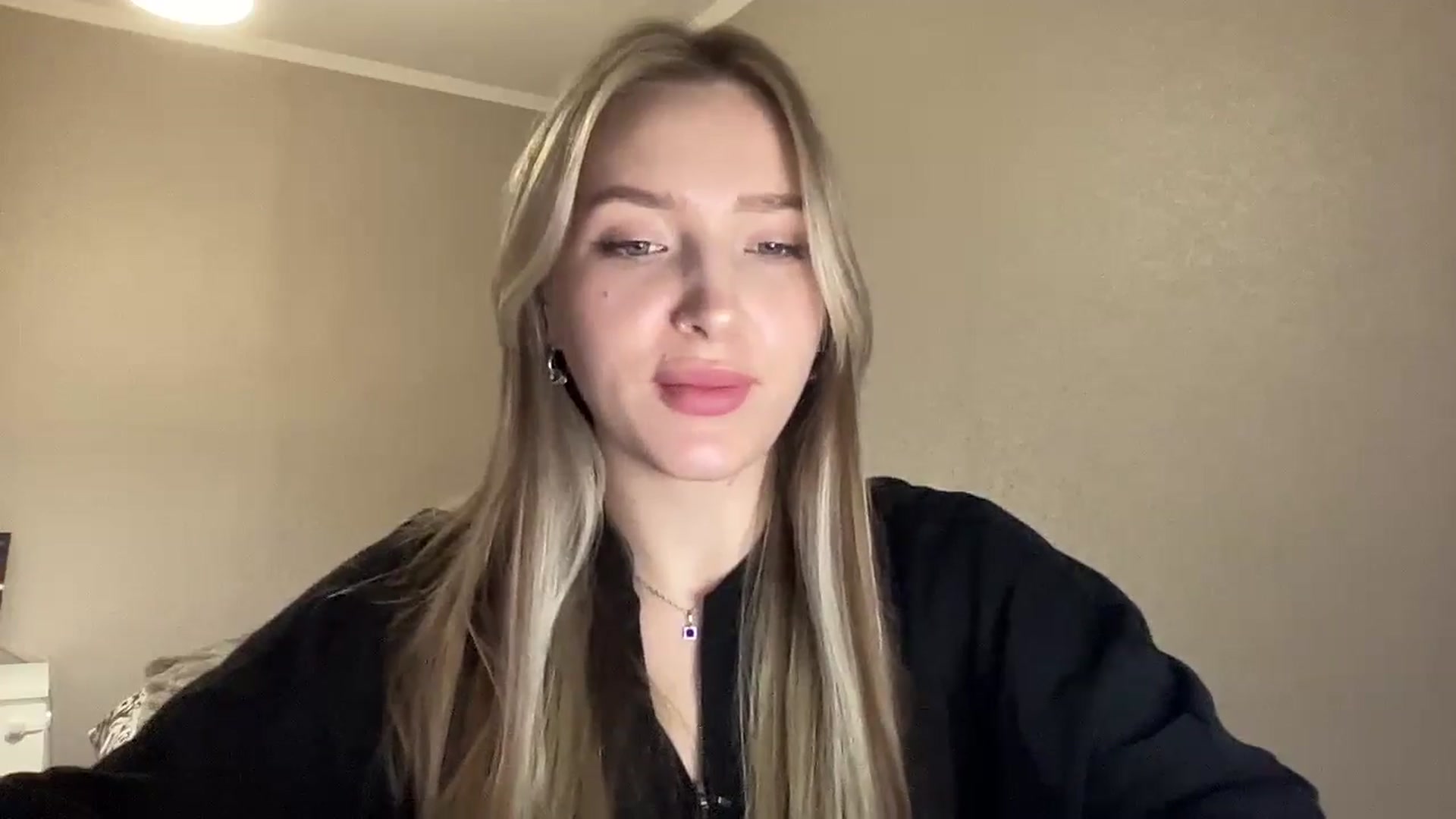 Gallery image thumbnail from My_Diana's myfreecams stream on, 03/31/2025, 21:33 image 12 of 20