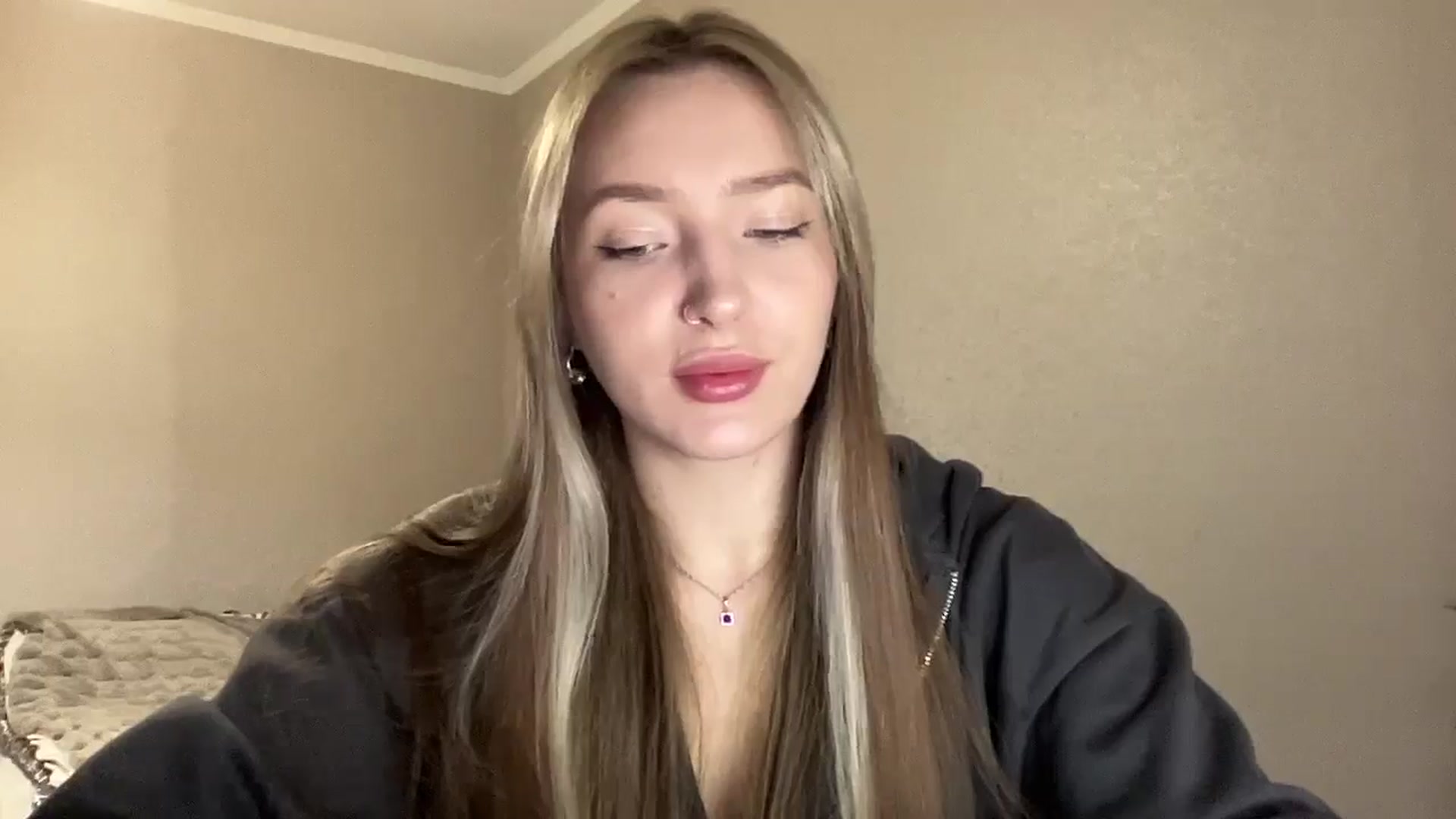 Gallery image thumbnail from My_Diana's myfreecams stream on, 04/01/2025, 14:35 image 5 of 20