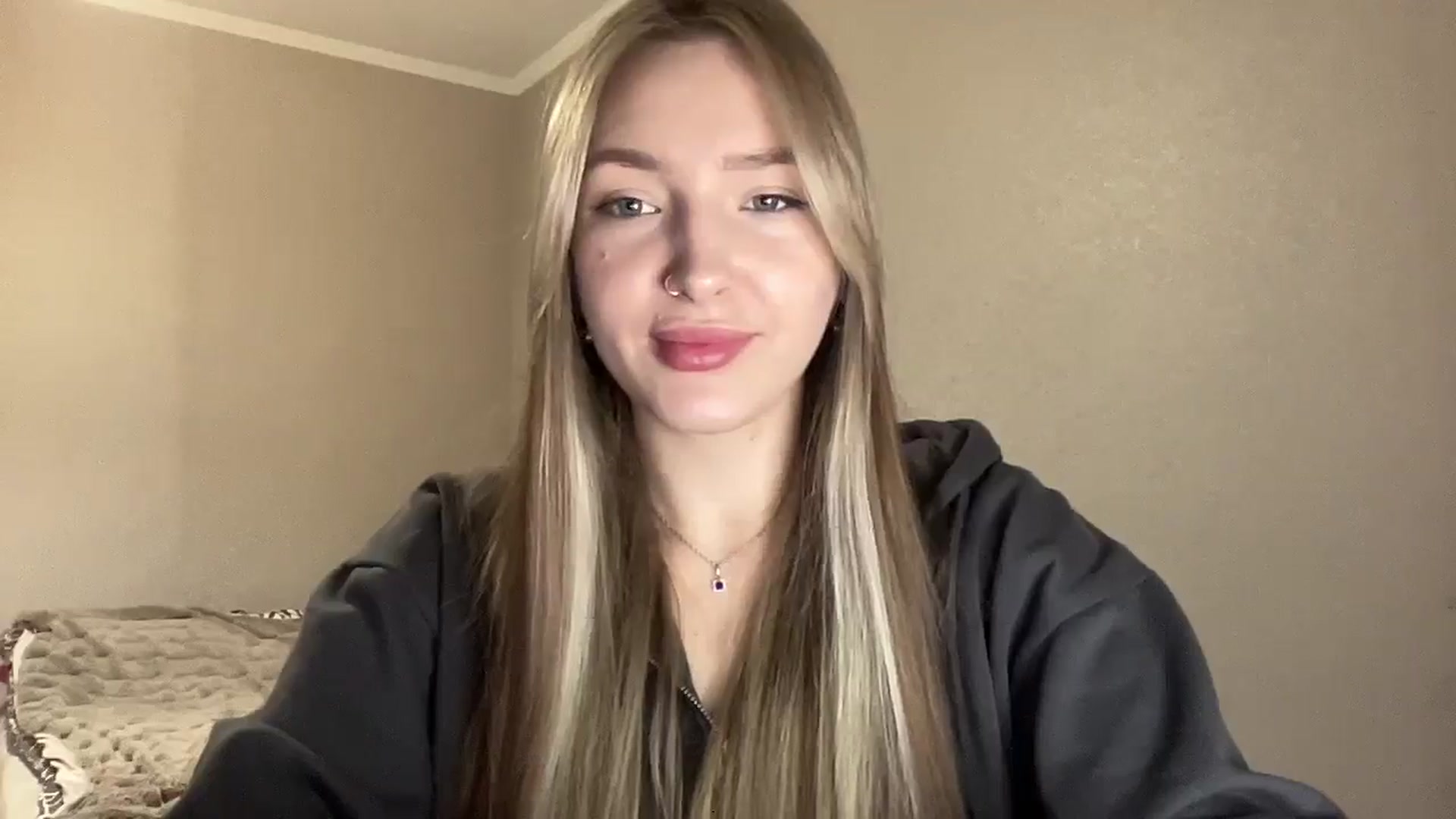 Gallery image thumbnail from My_Diana's myfreecams stream on, 04/01/2025, 14:59 image 10 of 20