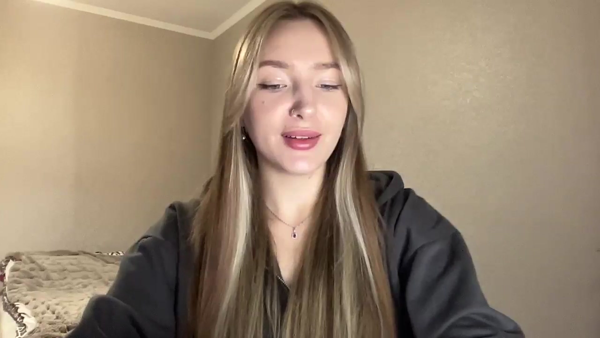 Gallery image thumbnail from My_Diana's myfreecams stream on, 04/01/2025, 14:59 image 4 of 20