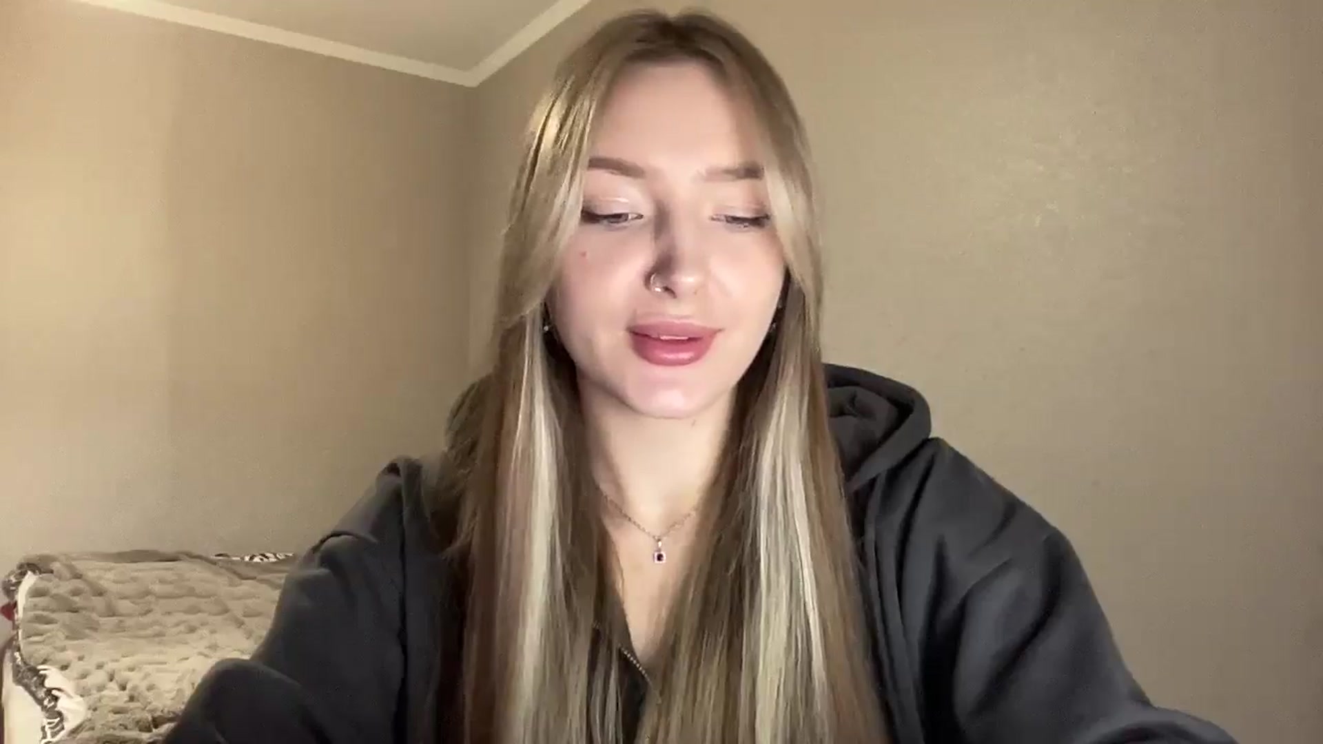 Gallery image thumbnail from My_Diana's myfreecams stream on, 04/01/2025, 14:59 image 2 of 20
