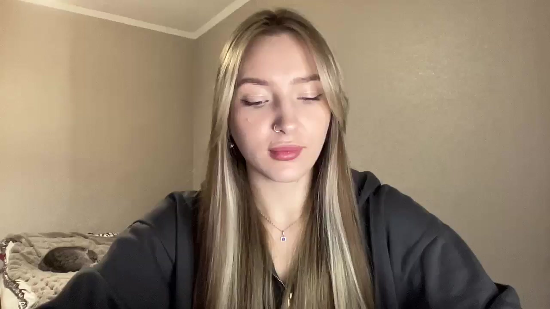Gallery image thumbnail from My_Diana's myfreecams stream on, 04/01/2025, 15:40 image 1 of 20