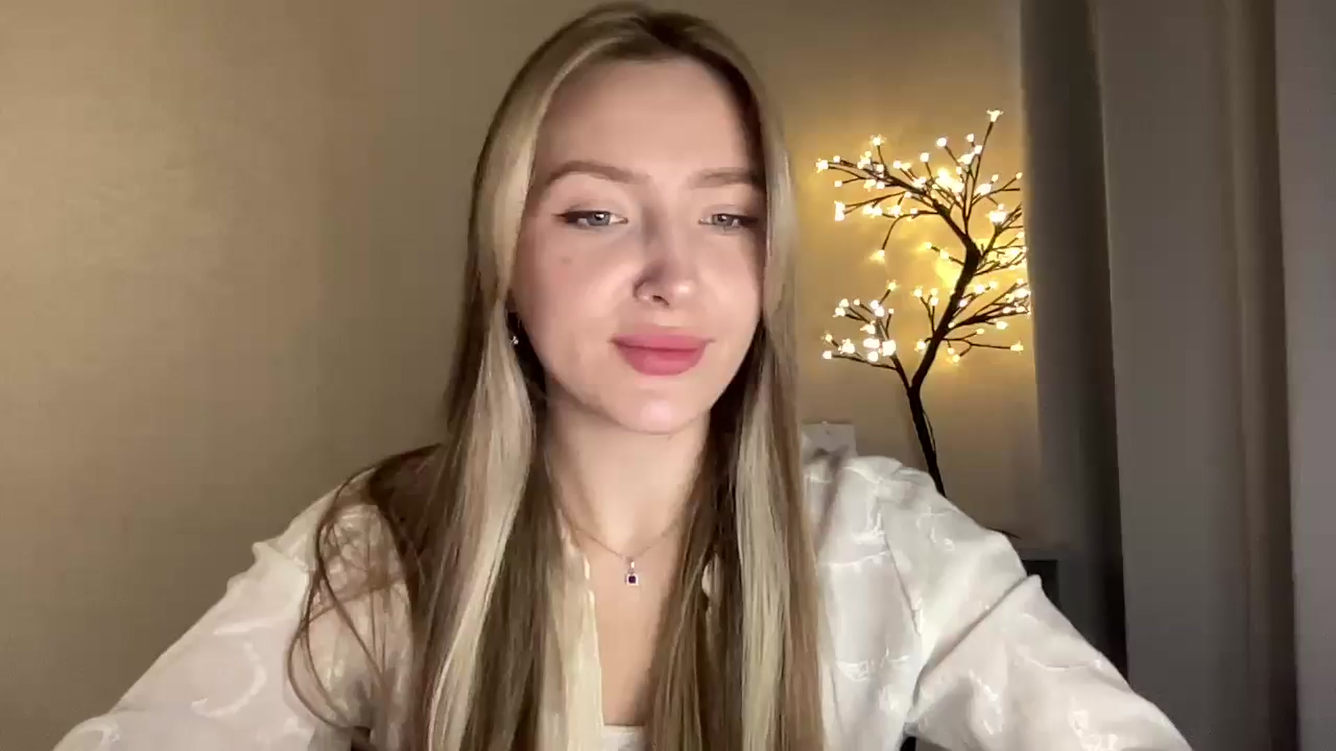 Gallery image thumbnail from My_Diana's myfreecams stream on, 04/02/2025, 15:07 image 2 of 20