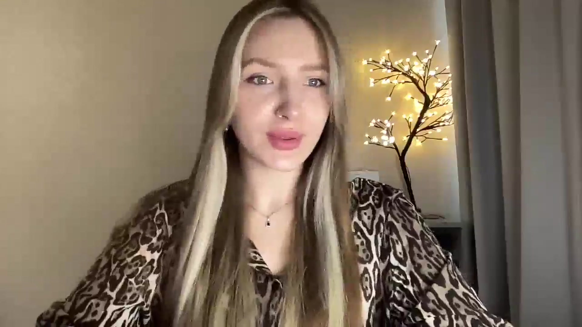 Gallery image thumbnail from My_Diana's myfreecams stream on, 04/03/2025, 14:44 image 18 of 20