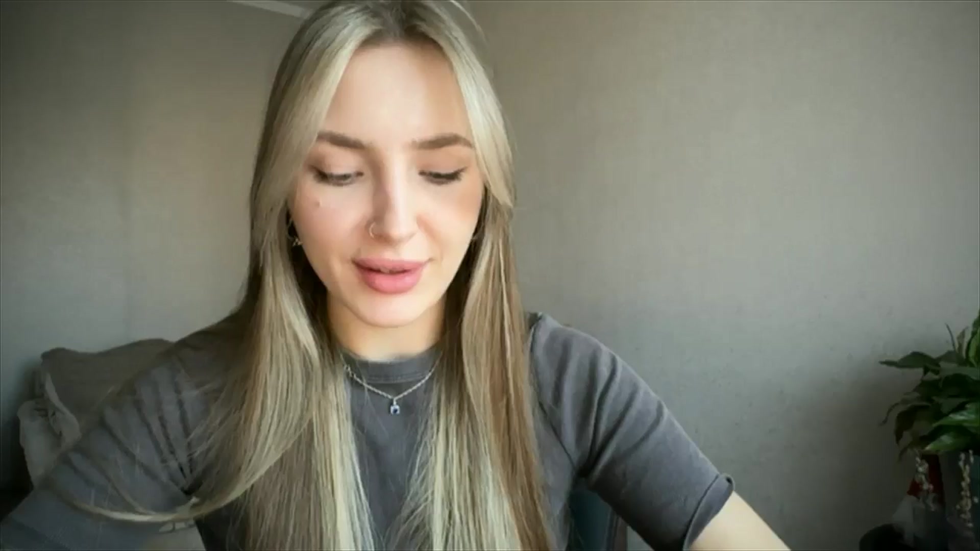 Gallery image thumbnail from My_Diana's myfreecams stream on, 04/04/2025, 14:42 image 19 of 20