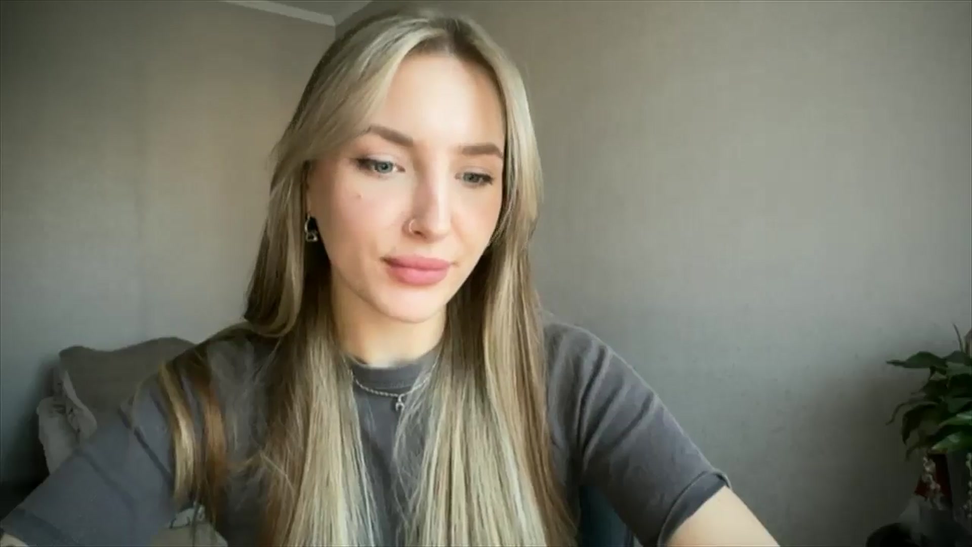 Gallery image thumbnail from My_Diana's myfreecams stream on, 04/04/2025, 14:42 image 6 of 20