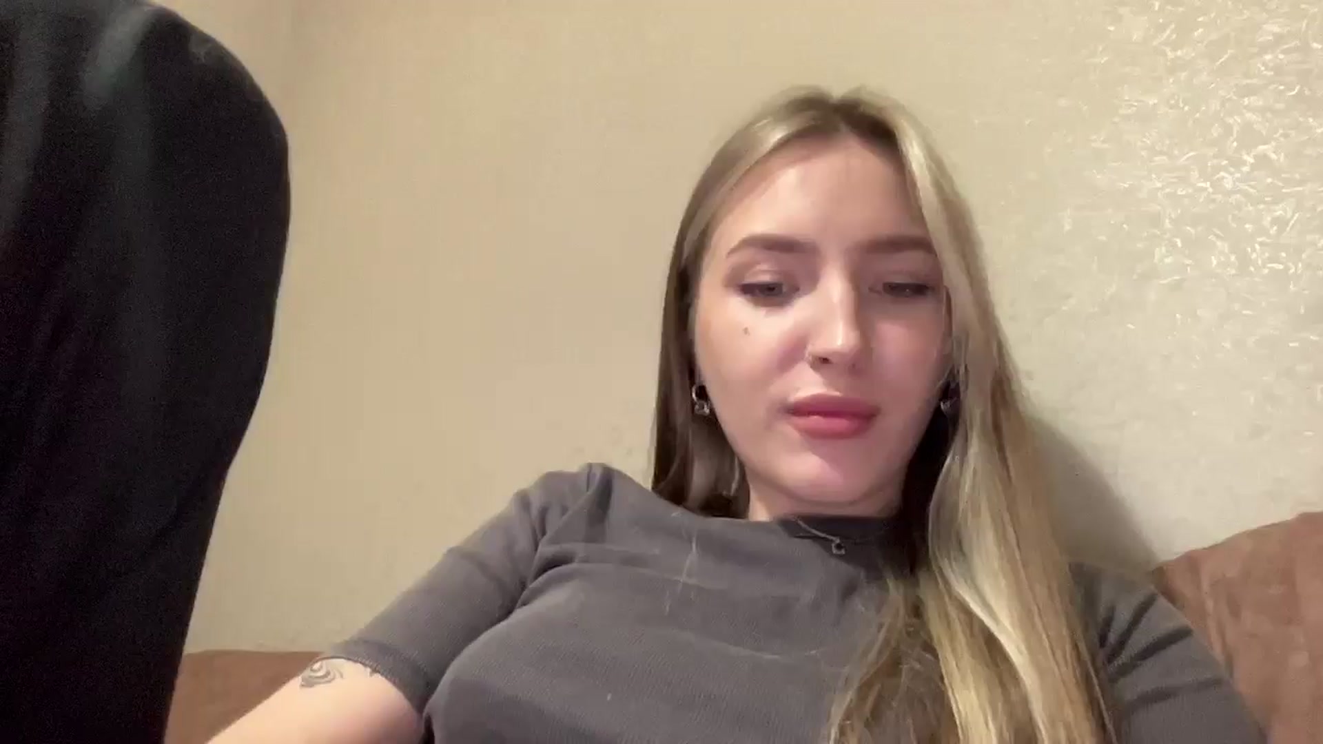 Gallery image thumbnail from My_Diana's myfreecams stream on, 04/04/2025, 16:21 image 11 of 20